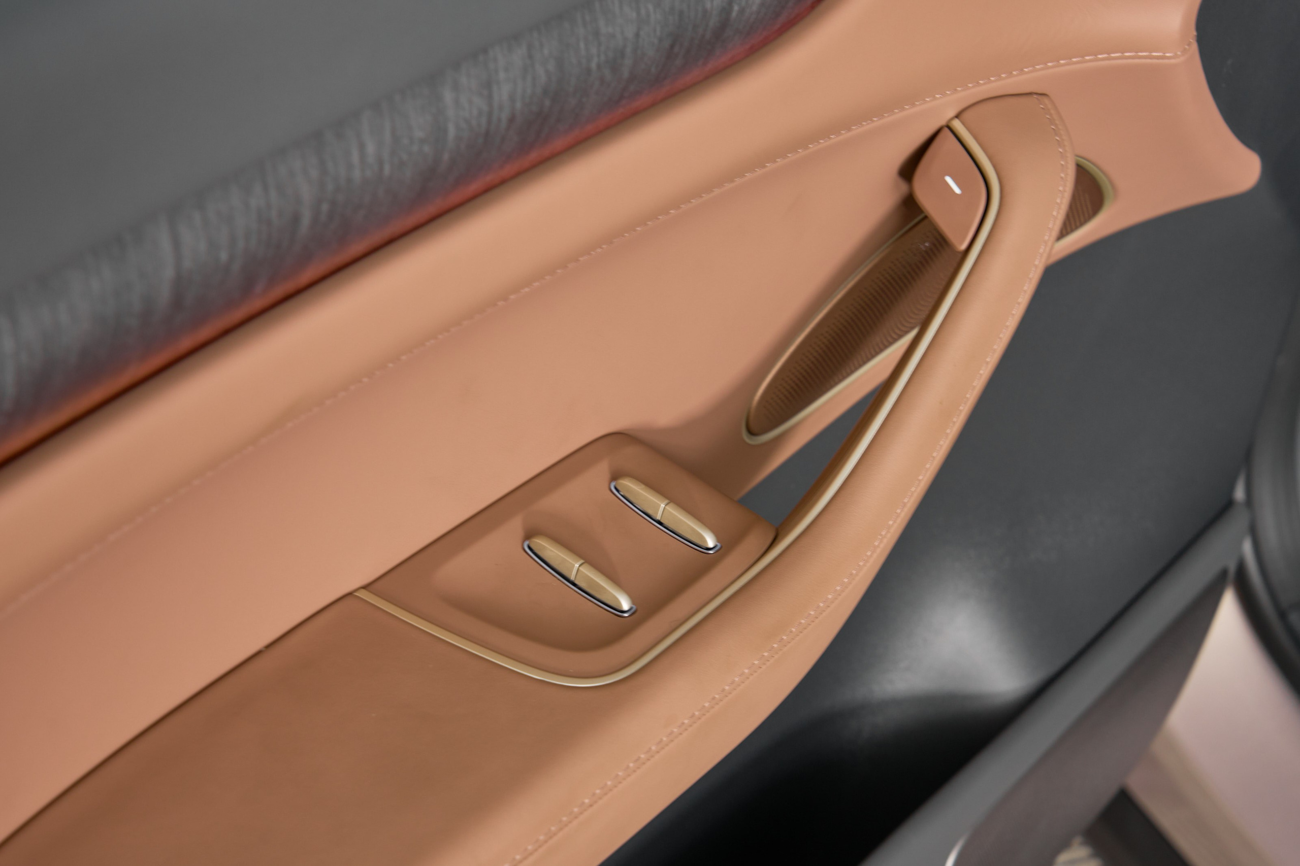 NIO ES8. Фотограф Николай Прокофьев модельные тесты в Москве