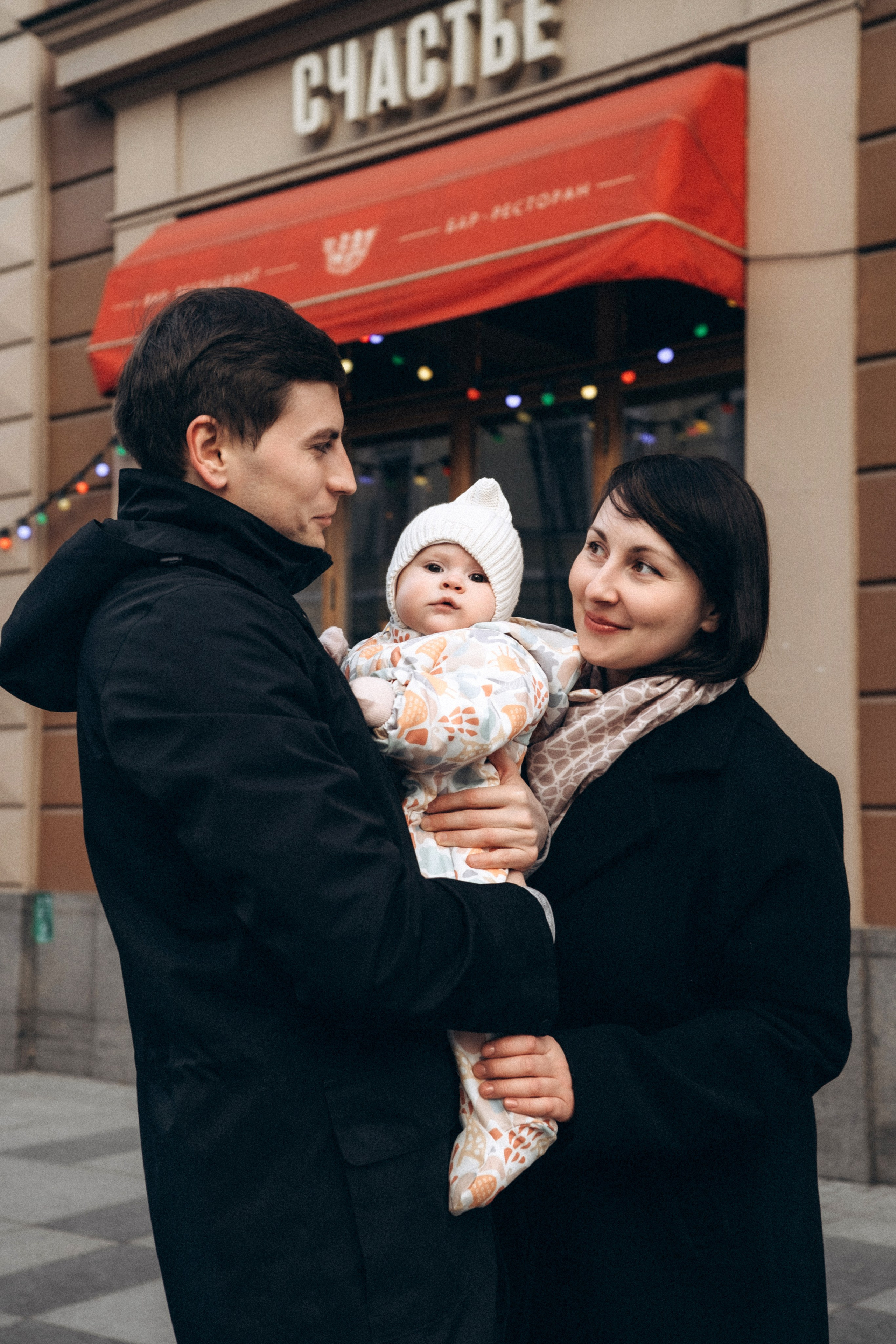 Прогулка у Исаакиевского собора. Фотограф в Санкт-Петербурге Кристина Брянская