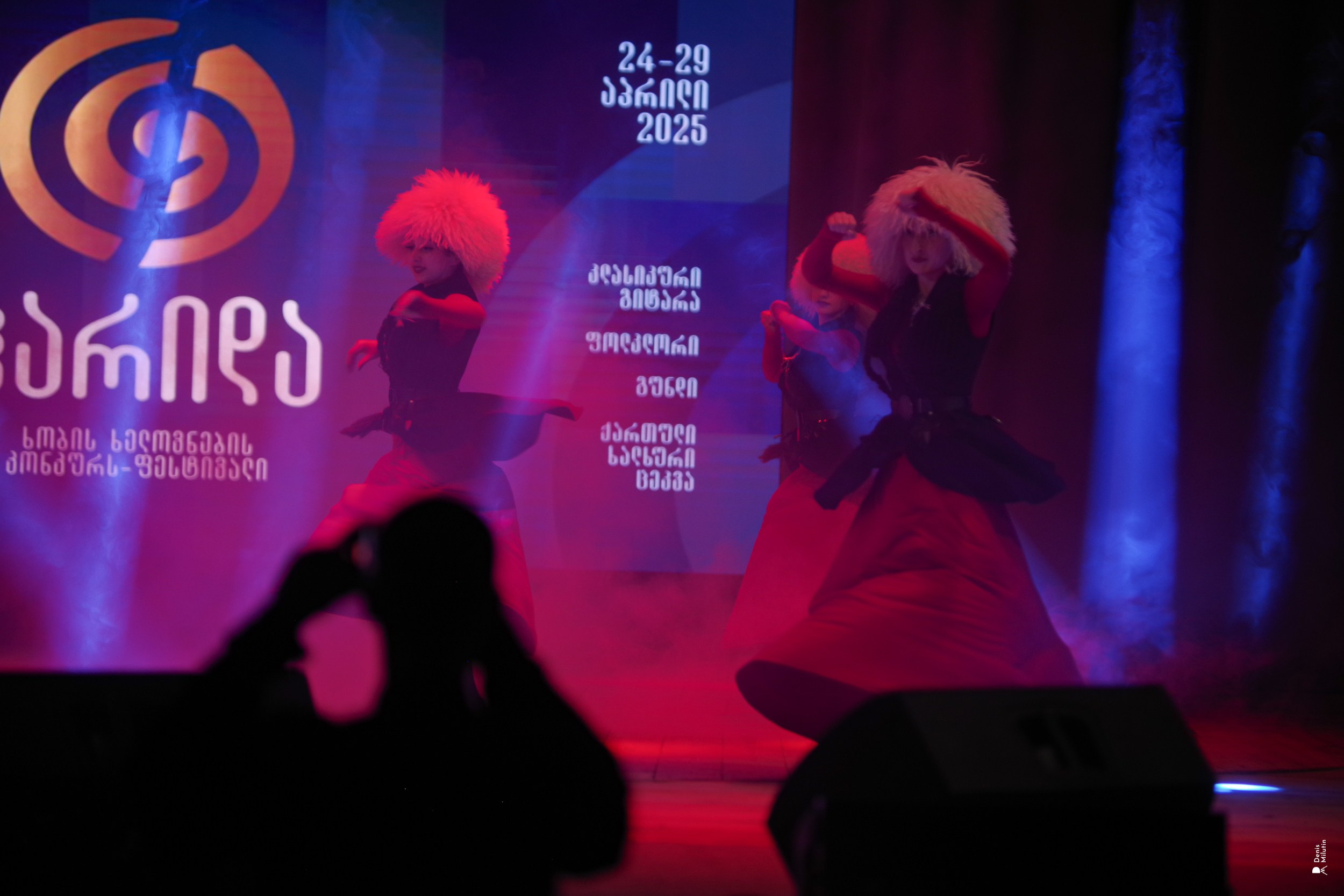 Танцы в Хоби. Портретный фотограф Денис Милютин