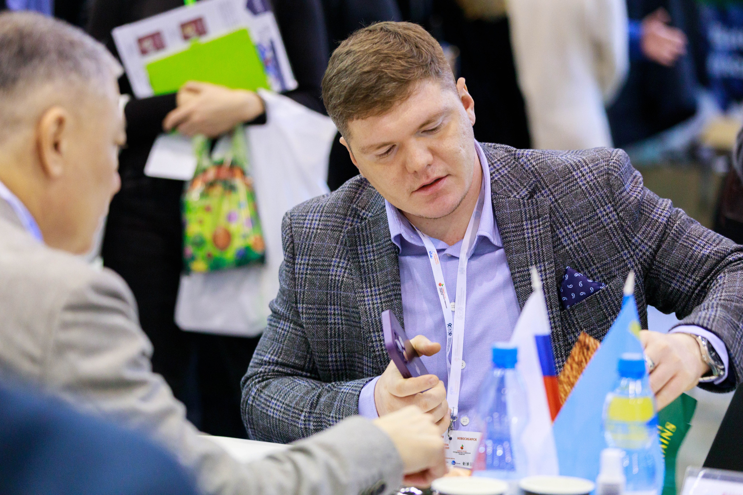 Дни ритейла в Сибири 2025 г. ЭКСПО. Репортажный фотограф в Новосибирске Алена Помазунова