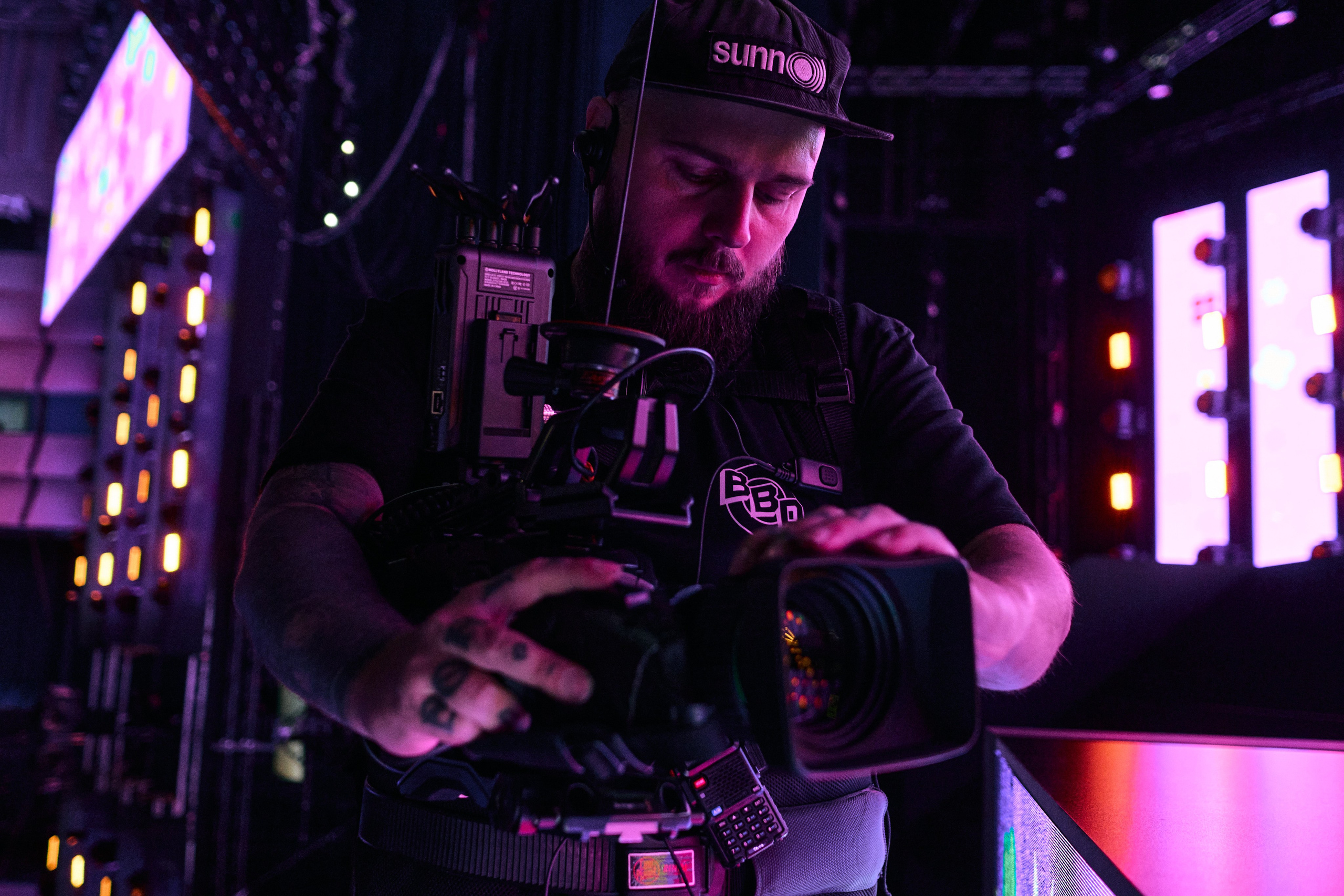 BetBoomDacha. See the moment and catche. commercial and reportage