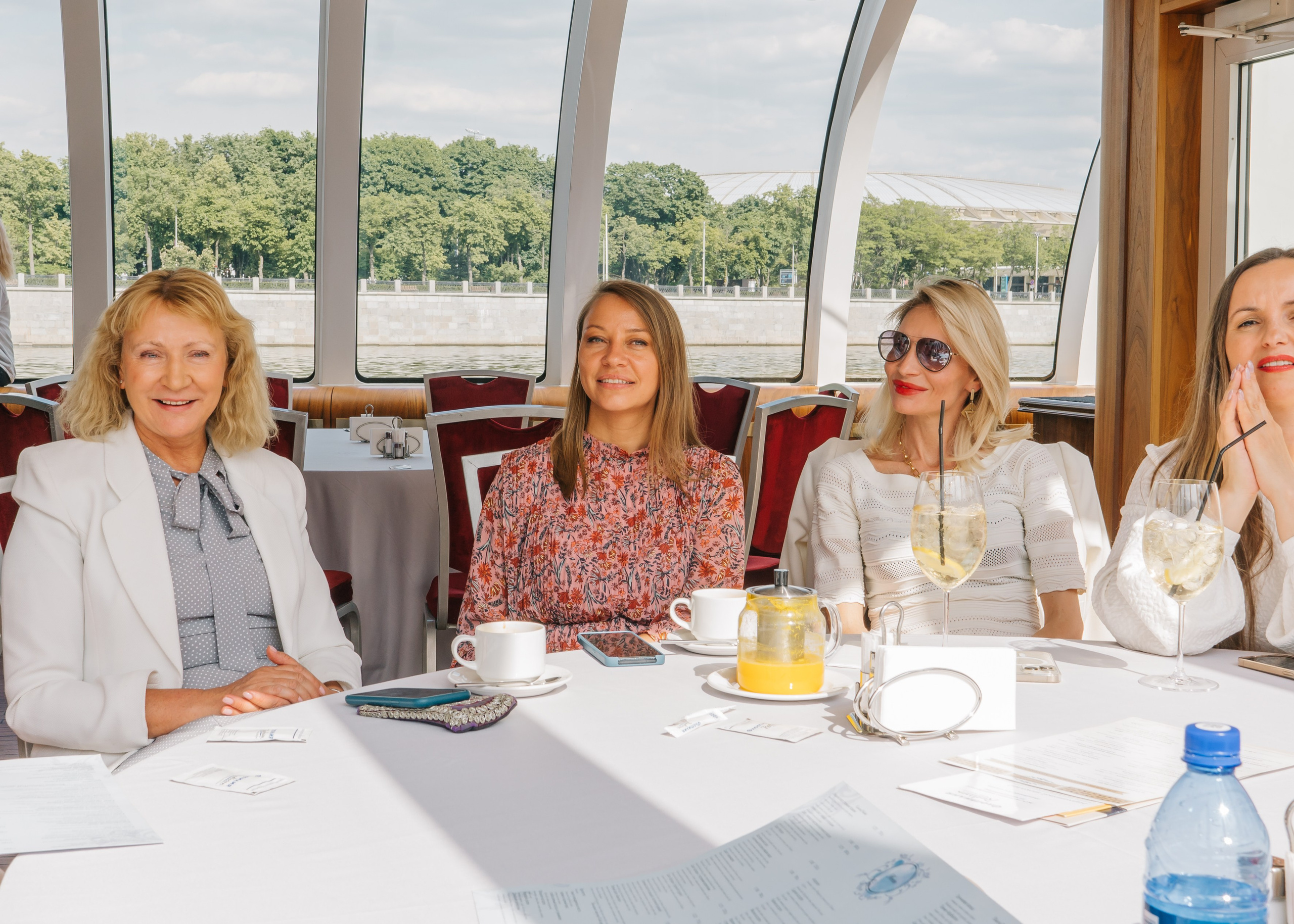 Бизнес-завтраки (организатор Карина Мартиросян). Женский фотограф в Москве Анастасия Сидорова