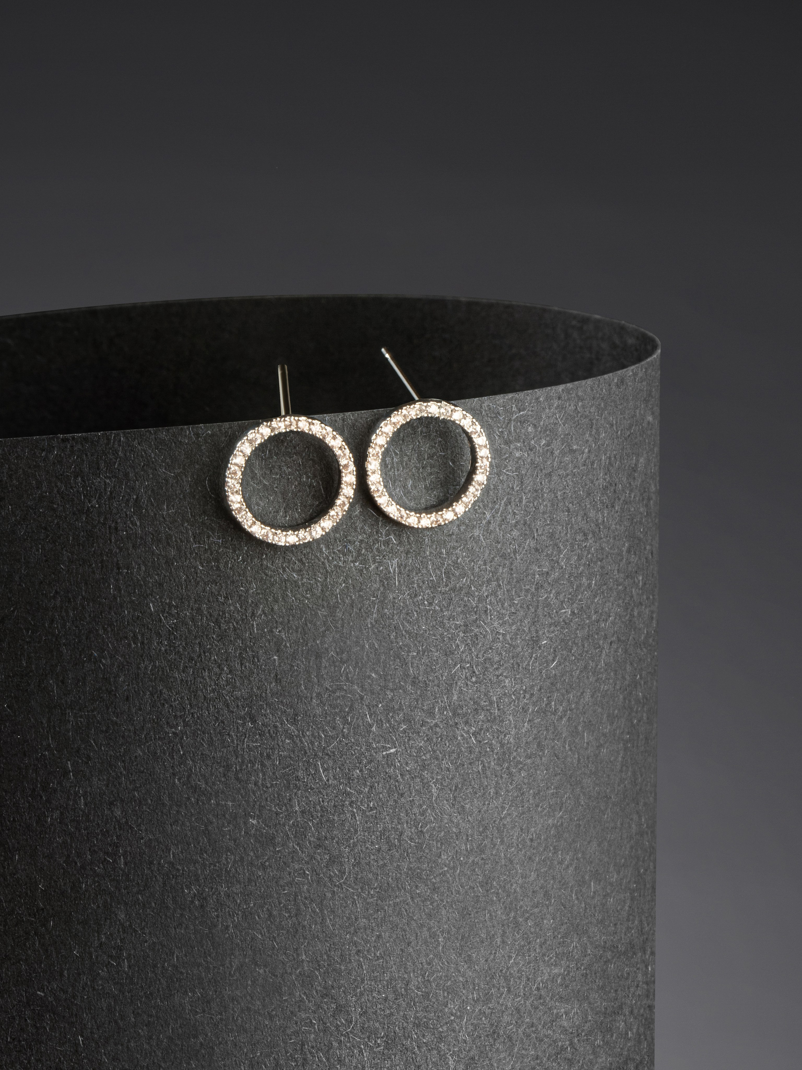 Ретушь фотографий колец и часов | Студия SVITHART