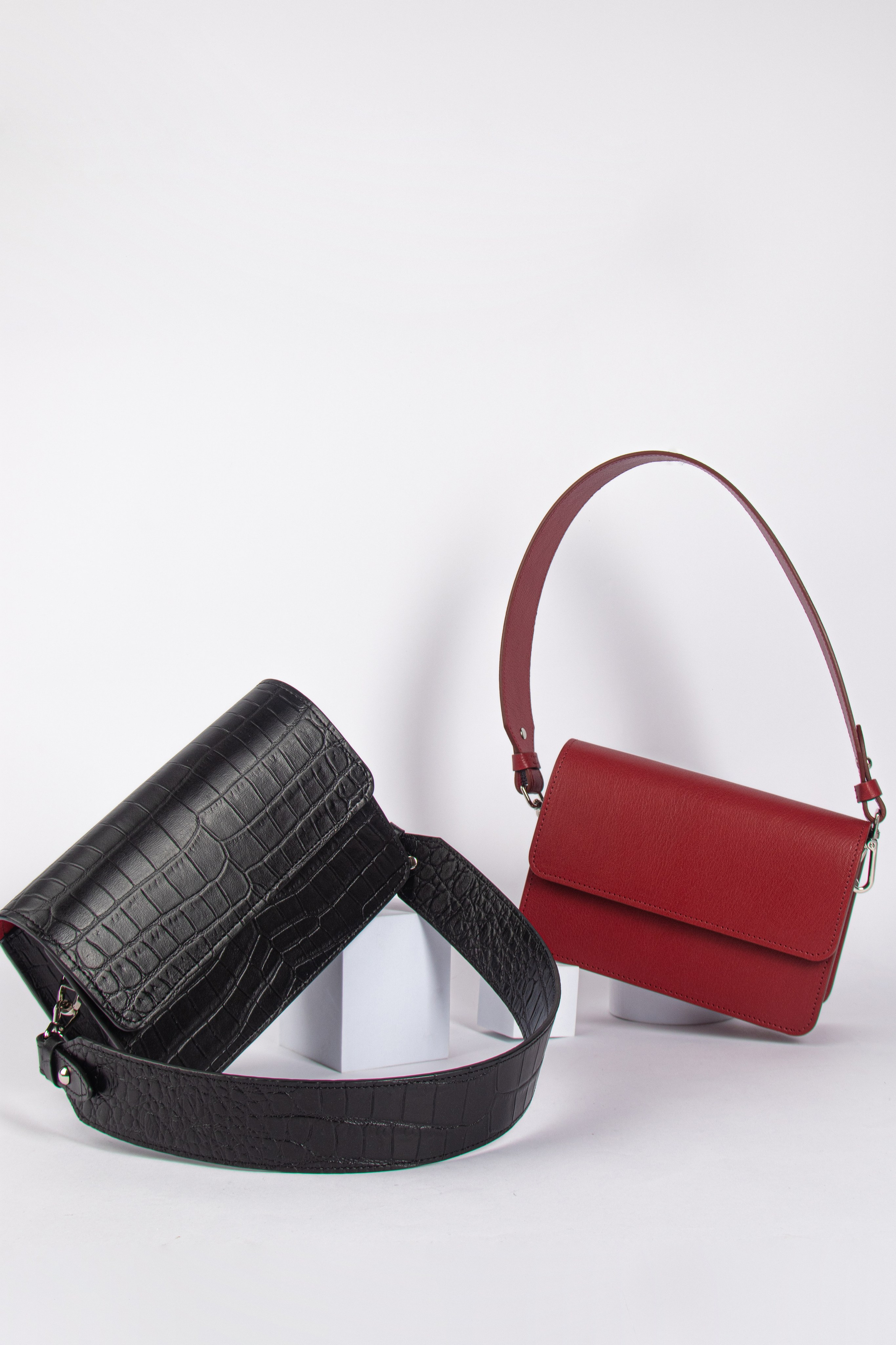 Каталог на белом фоне