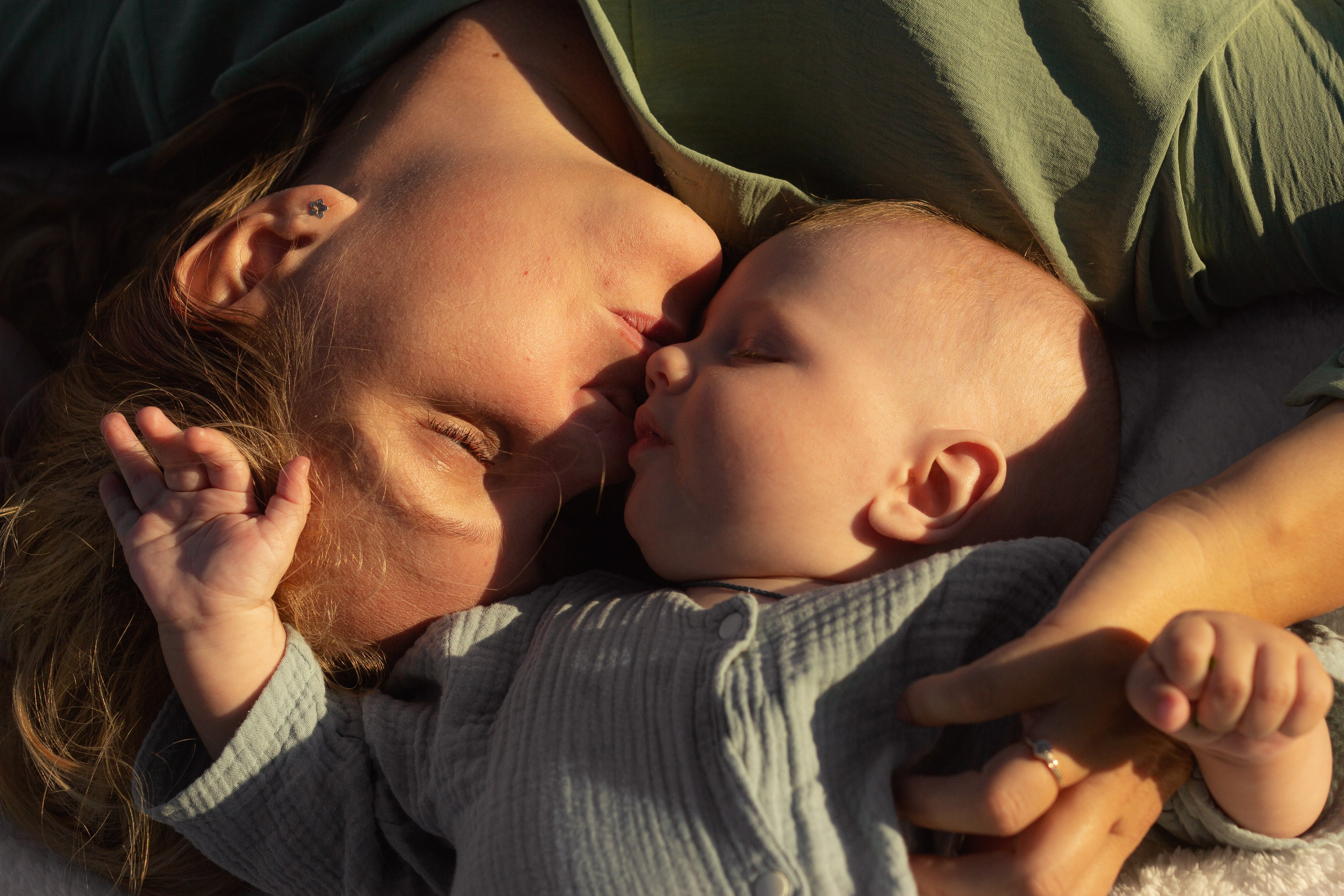 Наташа с малышом. Фотограф Великий Новгород Татьяна Чиглинцева