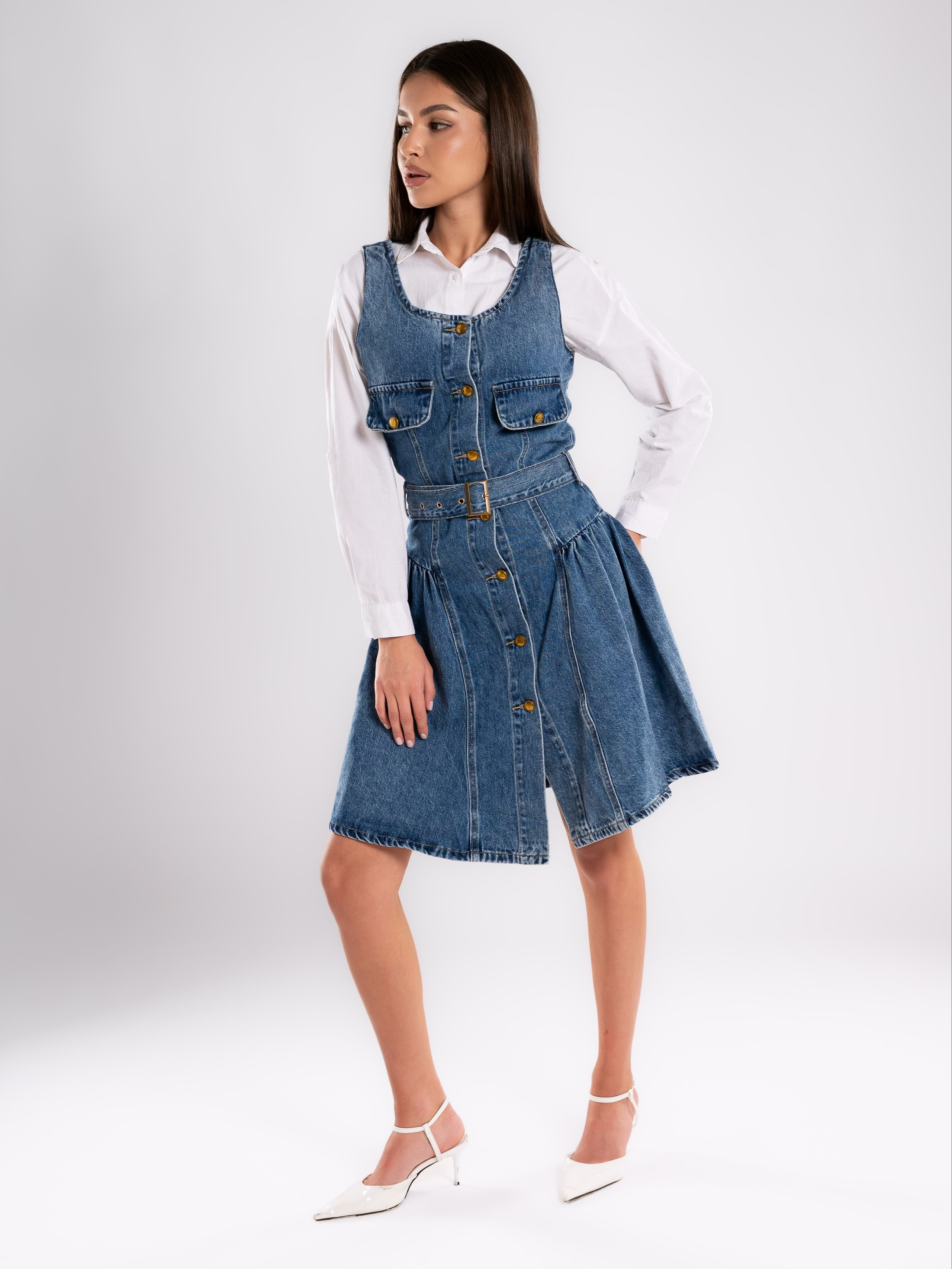 Джинсовый сарафан на 2х моделях. Предметный фотограф, фото для маркетплейсов Пятигорск, КМВ