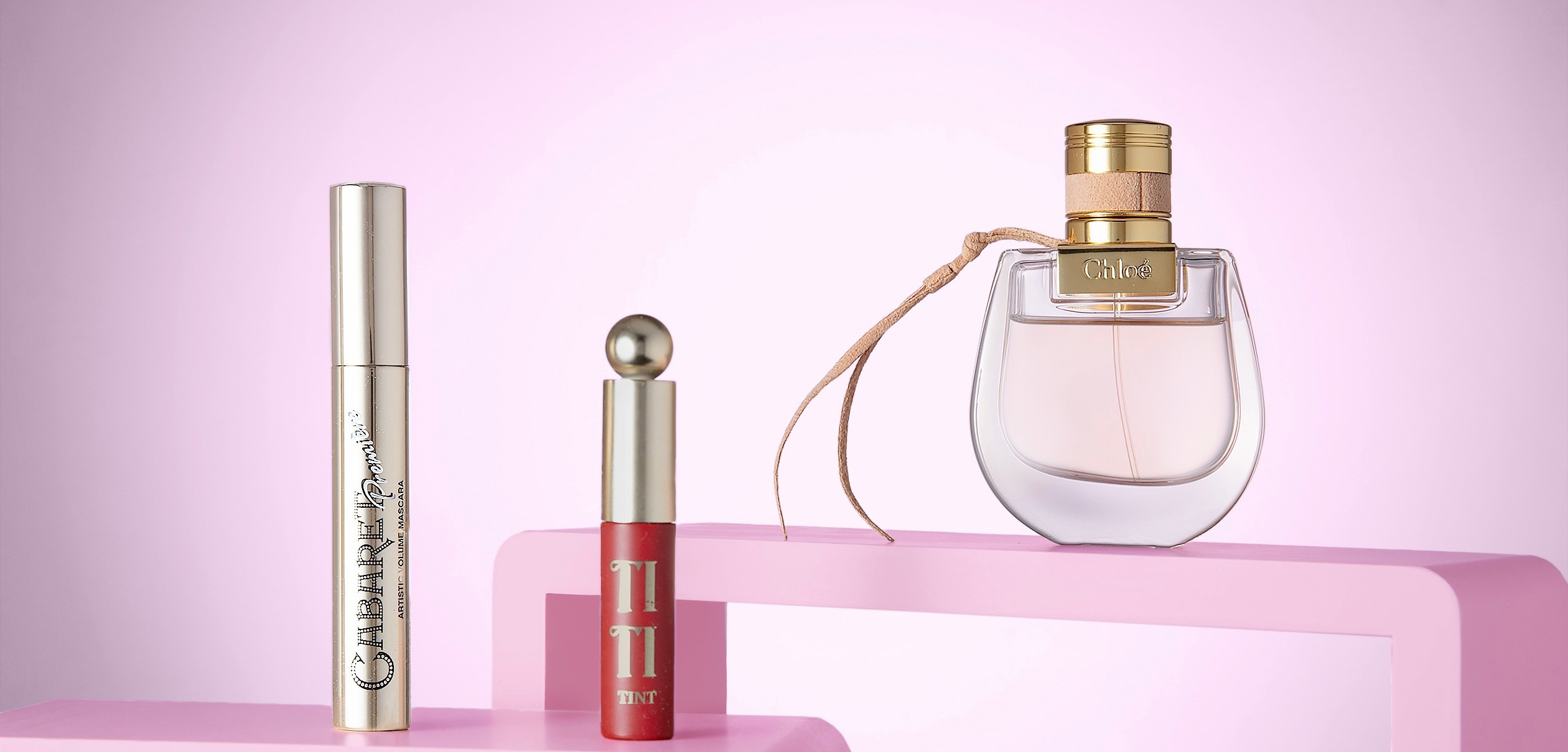 Косметика. Предметный фотограф в Москве Мария Игнатенко. Нейрофото, ретушь, сет-дизайн