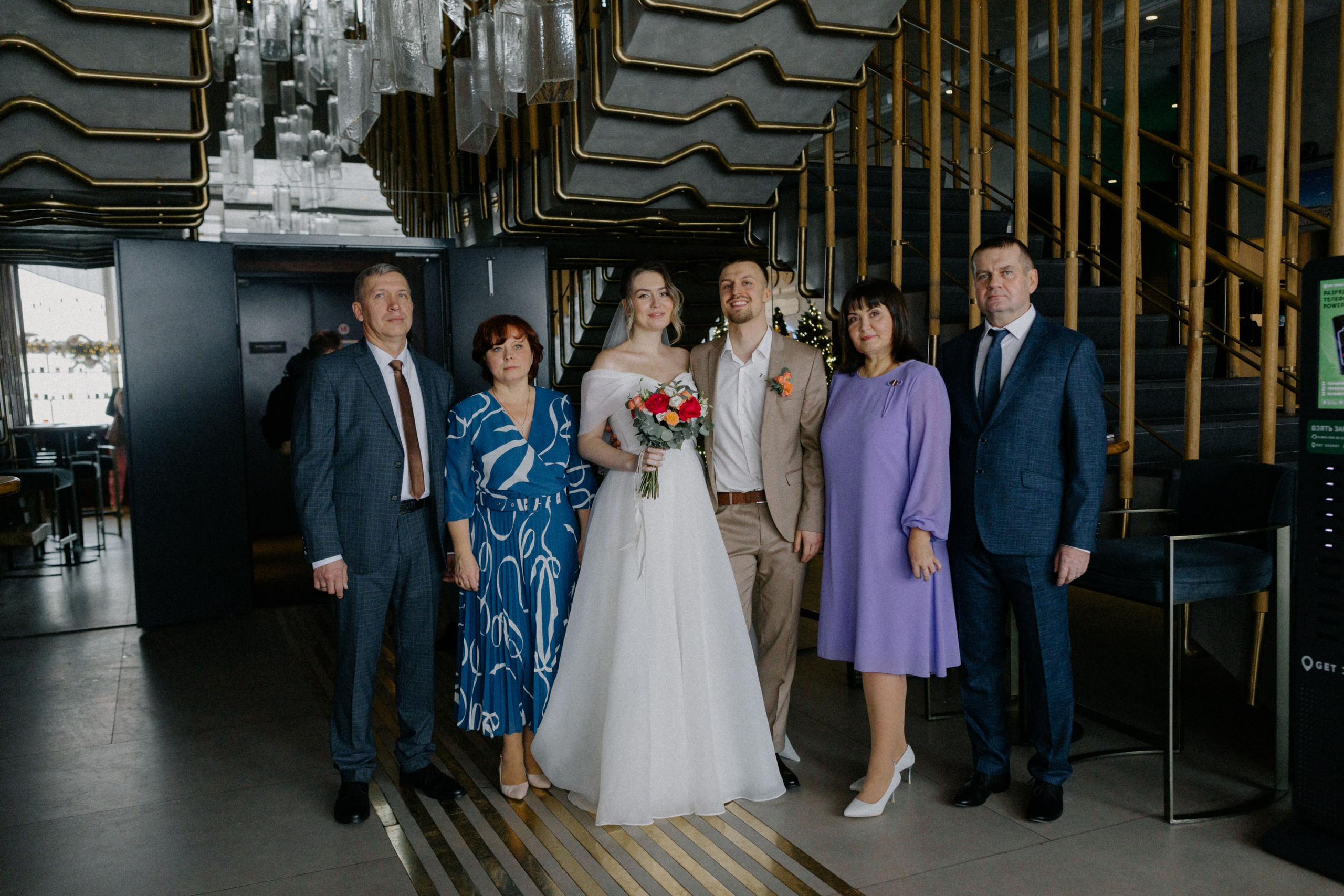 Ксюша и Илья. Утро в отеле роспись в Birds. Свадебный и портретный фотограф в Москве Анастасия Масюк