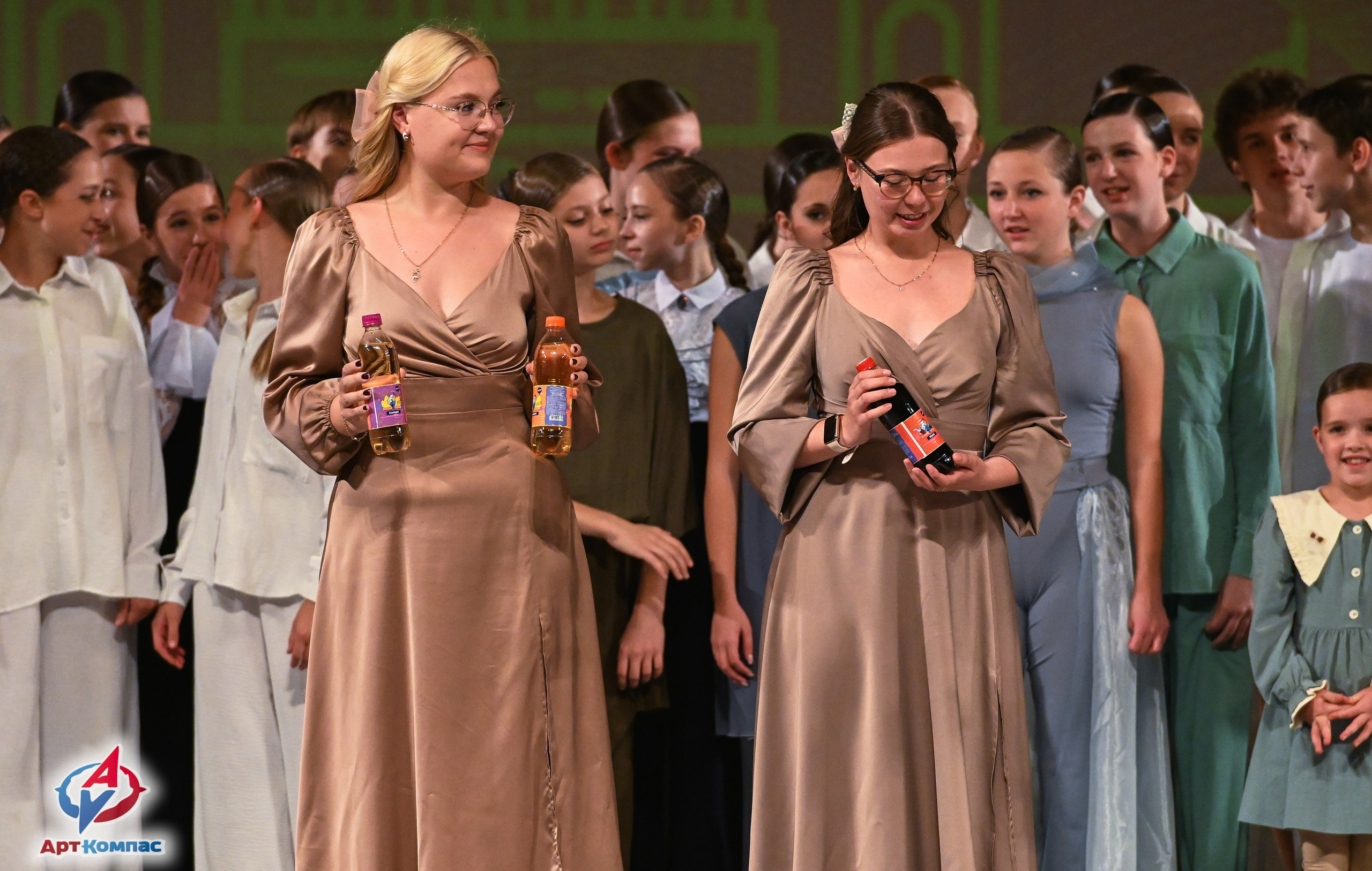 05.10.2025 Всероссийский фестиваль талантов «НЕВСКИЕ ВСТРЕЧИ» г. Санкт-Петербург. Медиастудия Фото Концепт