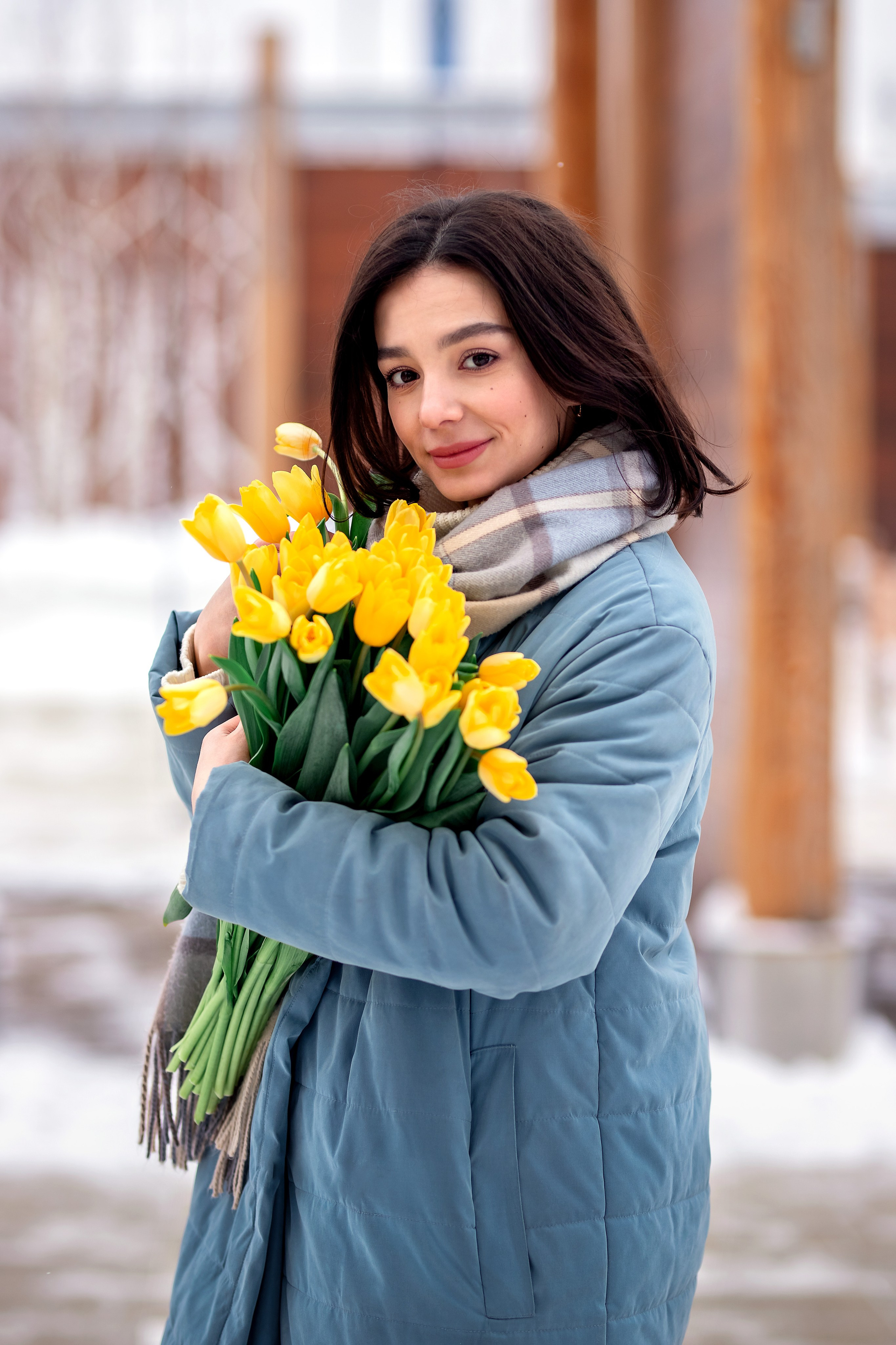 Желтые тюльпаны. Фотограф в Москве. Женские фотосессии, love-story, контент