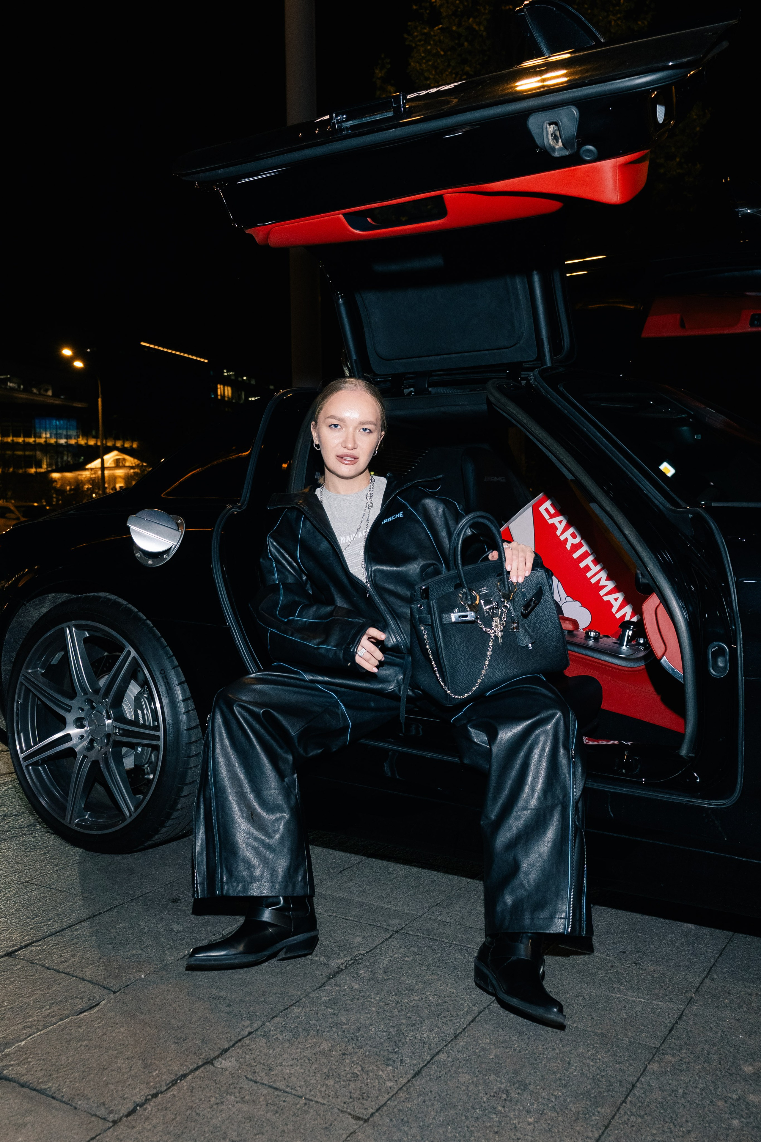 NAIPACHE DARK NIGHT x TWINBY. @oljiofilm: Олег Иванов — фотограф