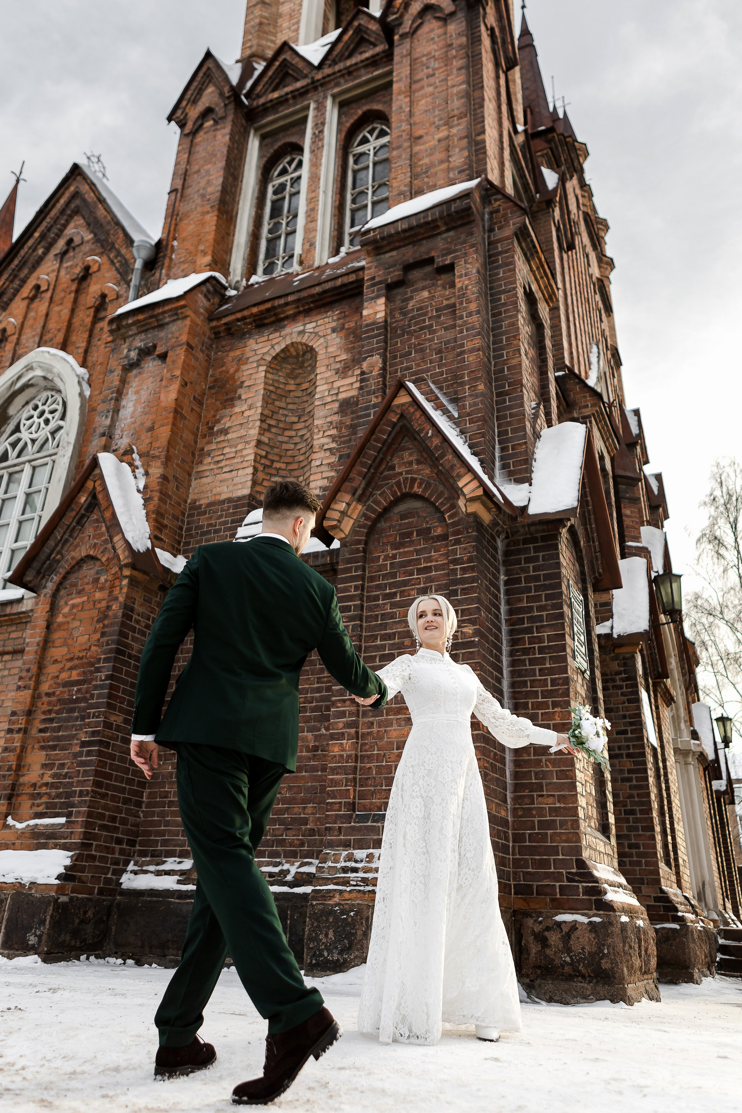 Свадьба Лены и Антона. Свадебный и портретный фотограф в Красноярске Алина Семенихина