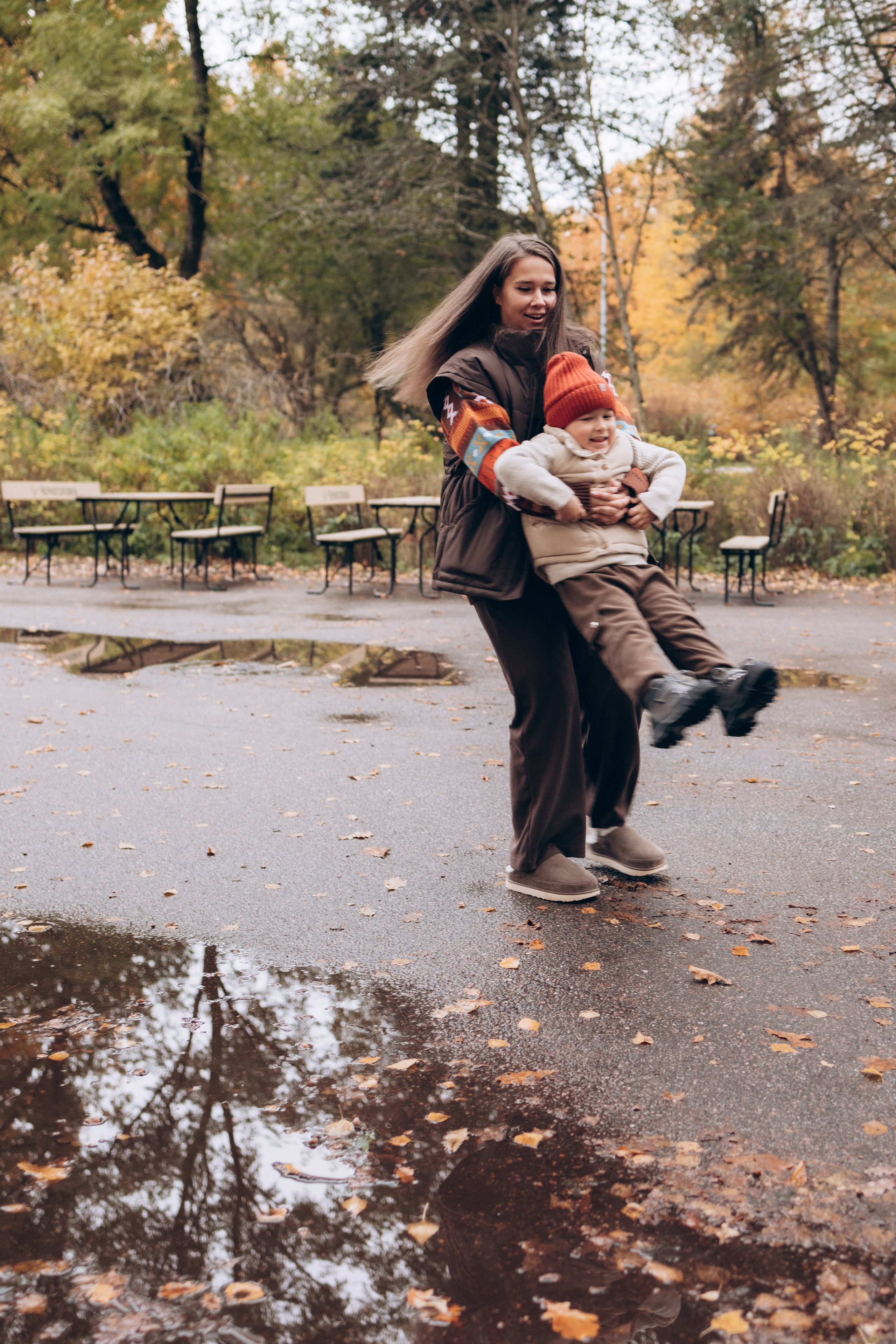 Осенняя семейная фотосессия в парке ЦПКиО им. Кирова на Елагином острове. Семейный и детский фотограф в Санкт-Петербурге Павлова Елена