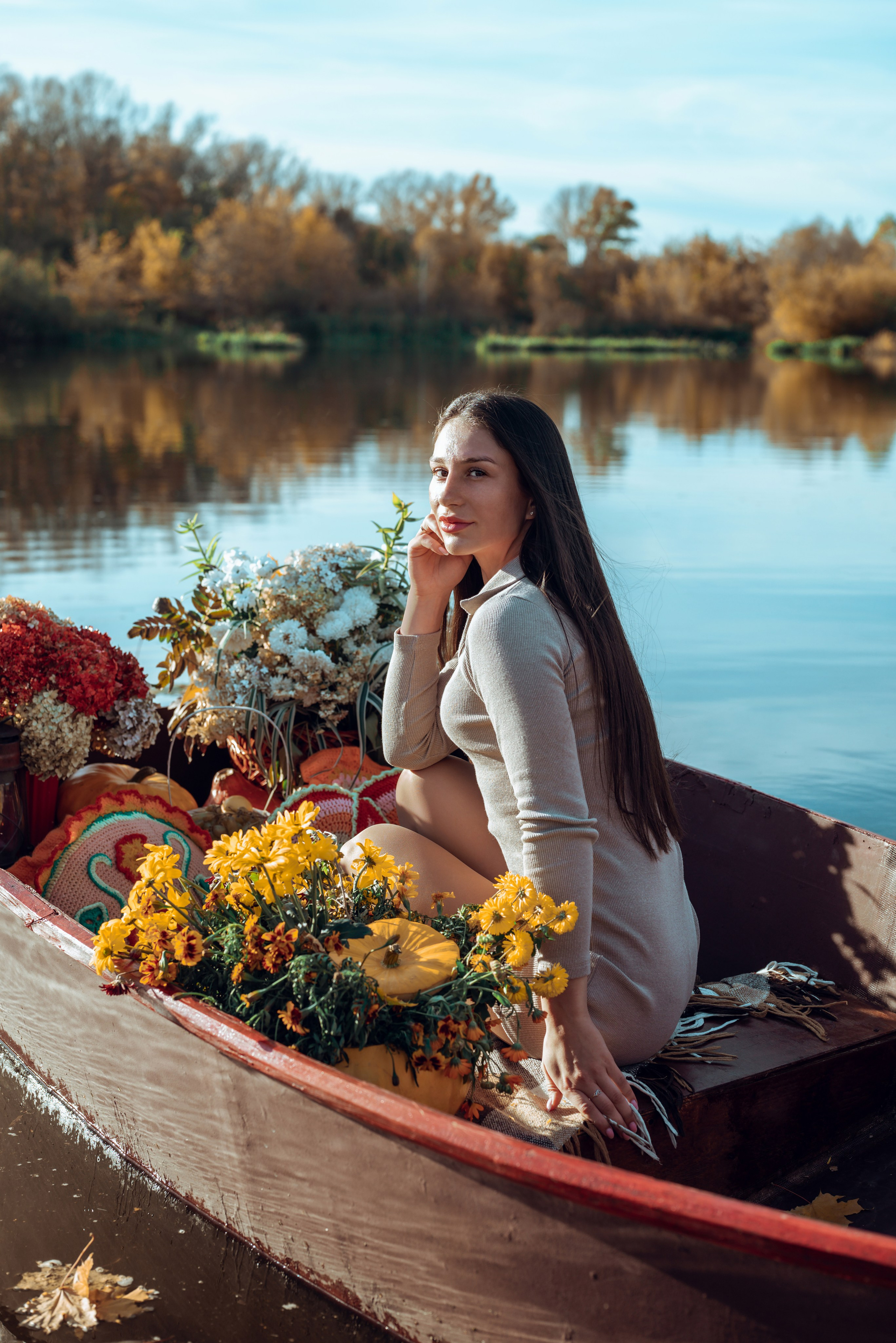 Фотопроект с осенней лодкой. Фотограф в городе Салават