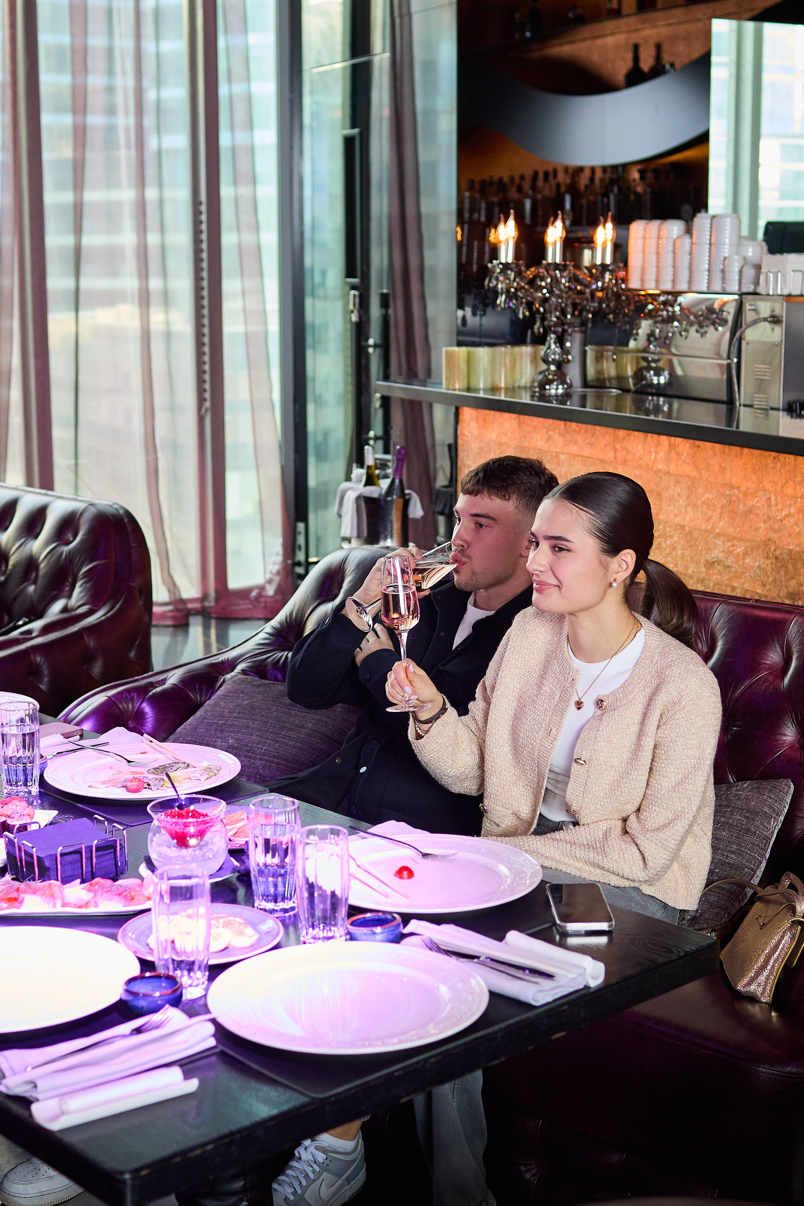 Юбилей в City Voice & Six Floor. Александр Осин — корпоративный и семейный фотограф в Москве