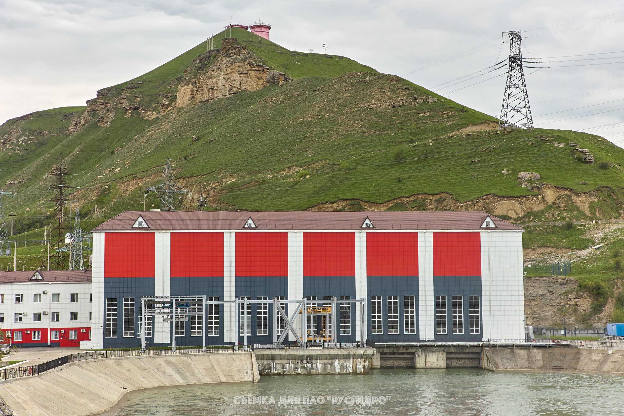 ПАО «РусГидро». Горный фотограф на Кавказе Никита Першин