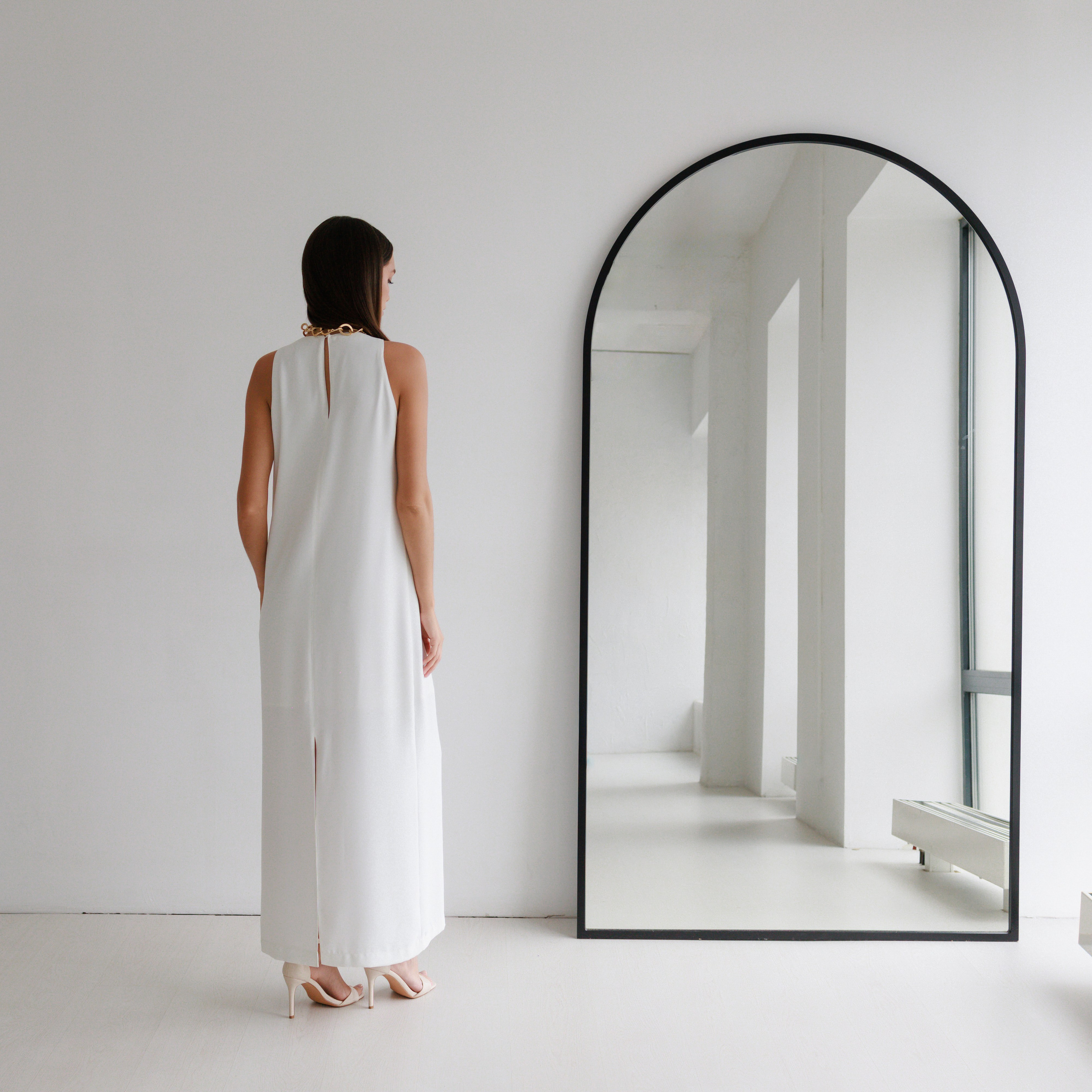 Bianelli — нейтральный фон. Фото и видео контент за одну съемку — Веретенников Егор