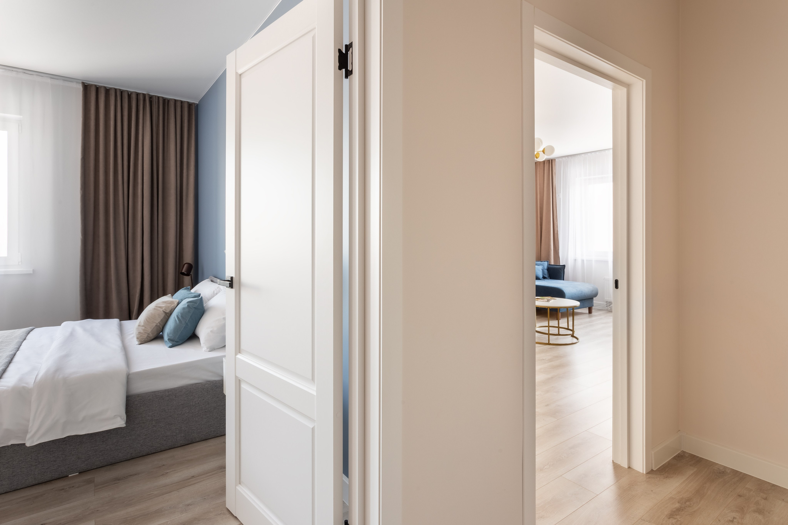 Фотосъемка для посуточной аренды по адресу ул. Авиаторов, д. 3. Интерьерный фотограф и ретушер в Красноярске Денис Антропов