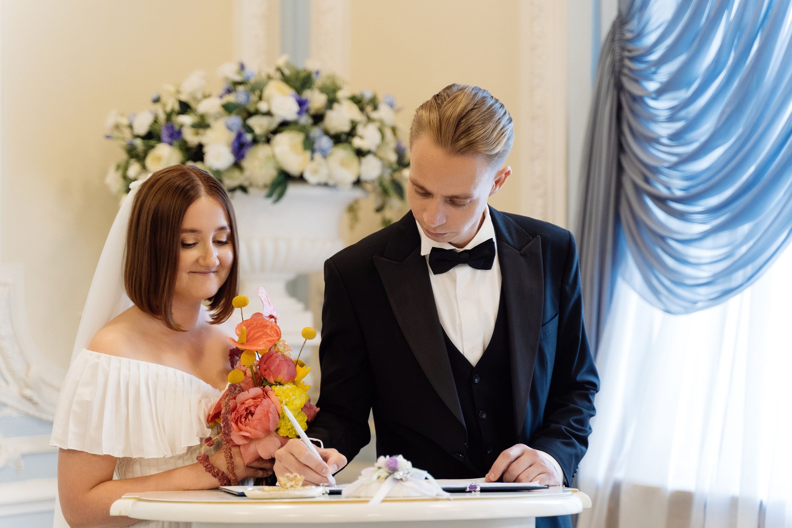 Свадьба на крыше Петербурга. Свадебный фотограф организатор в Санкт-Петербурге Ассоль Опарина