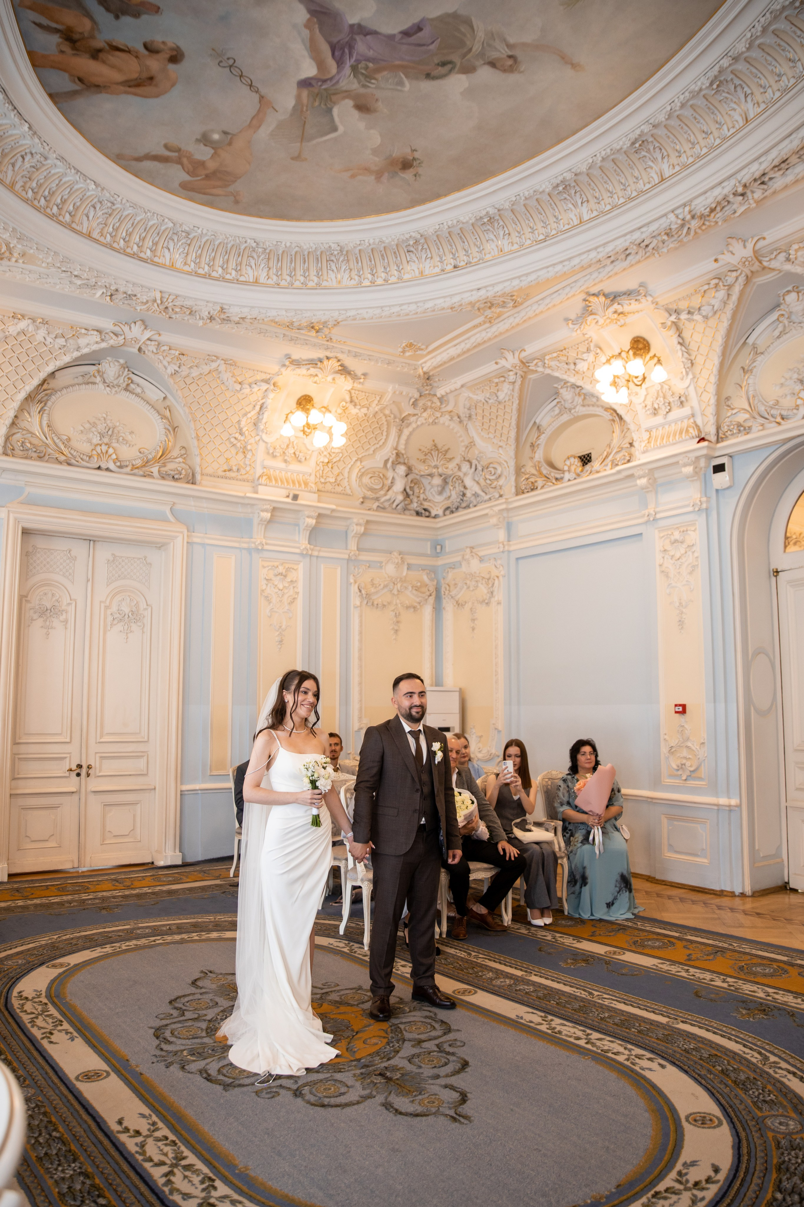 Анна и Александр / Прогулка + ЗАГС. Свадебный и семейный фотограф в Москве Диана Левченко