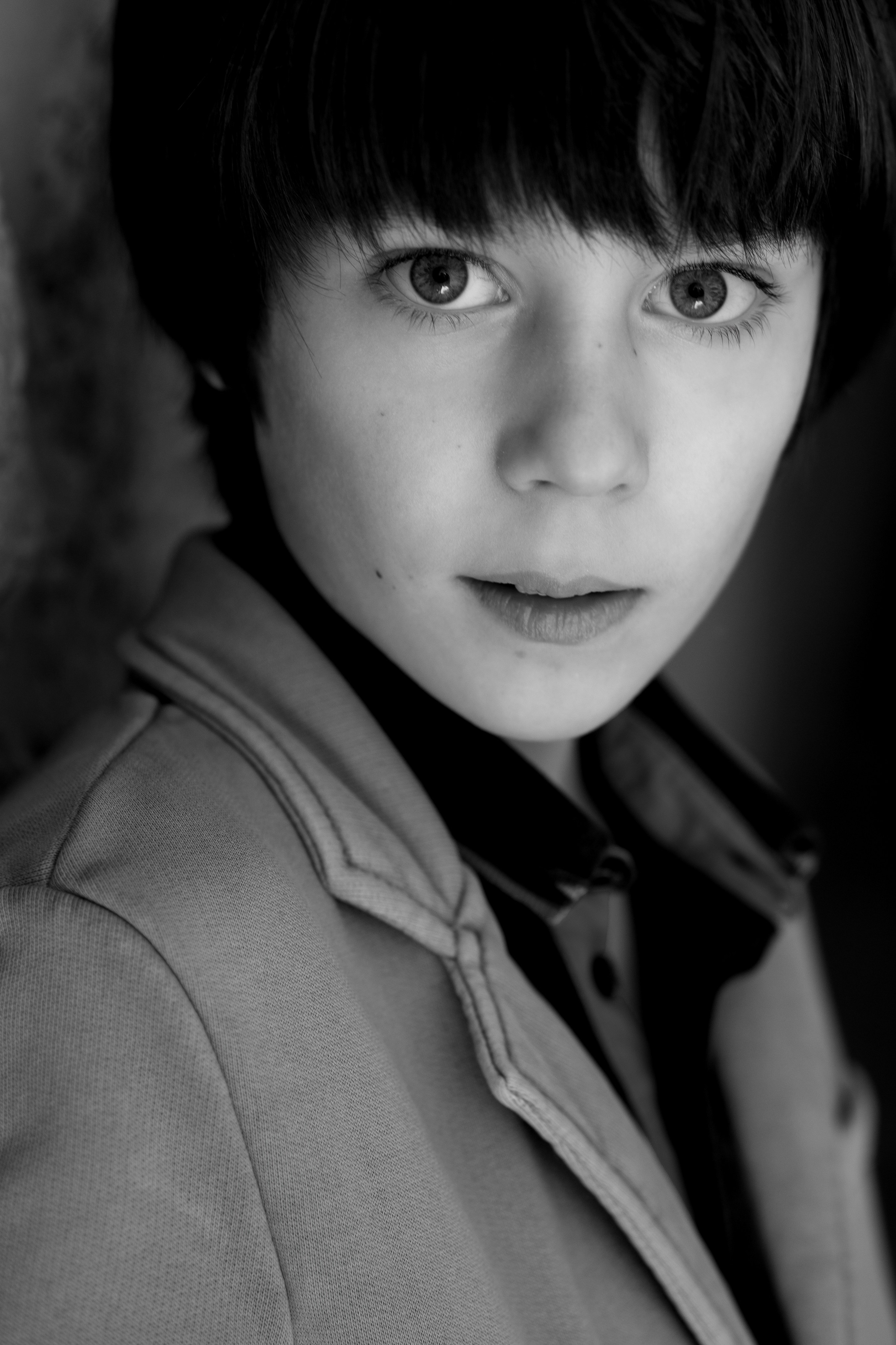 Фотосессия мальчика в старом городе. Главная