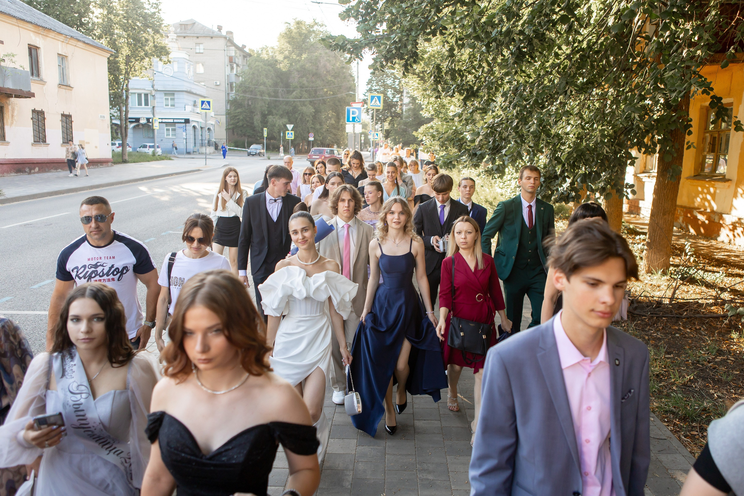 Выпускной Гимназия 12 2024 г. Свадебный и портретный Фотограф в Липецке Дмитрий Котюков