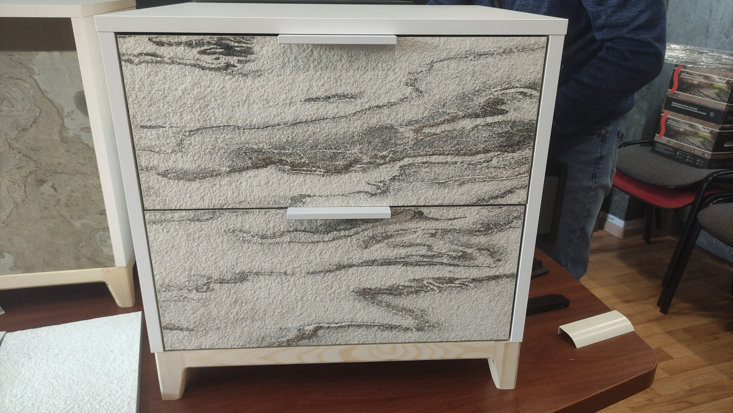 Тумба прикроватная. Студия дизайна интерьера RISE DESIGN STUDIO