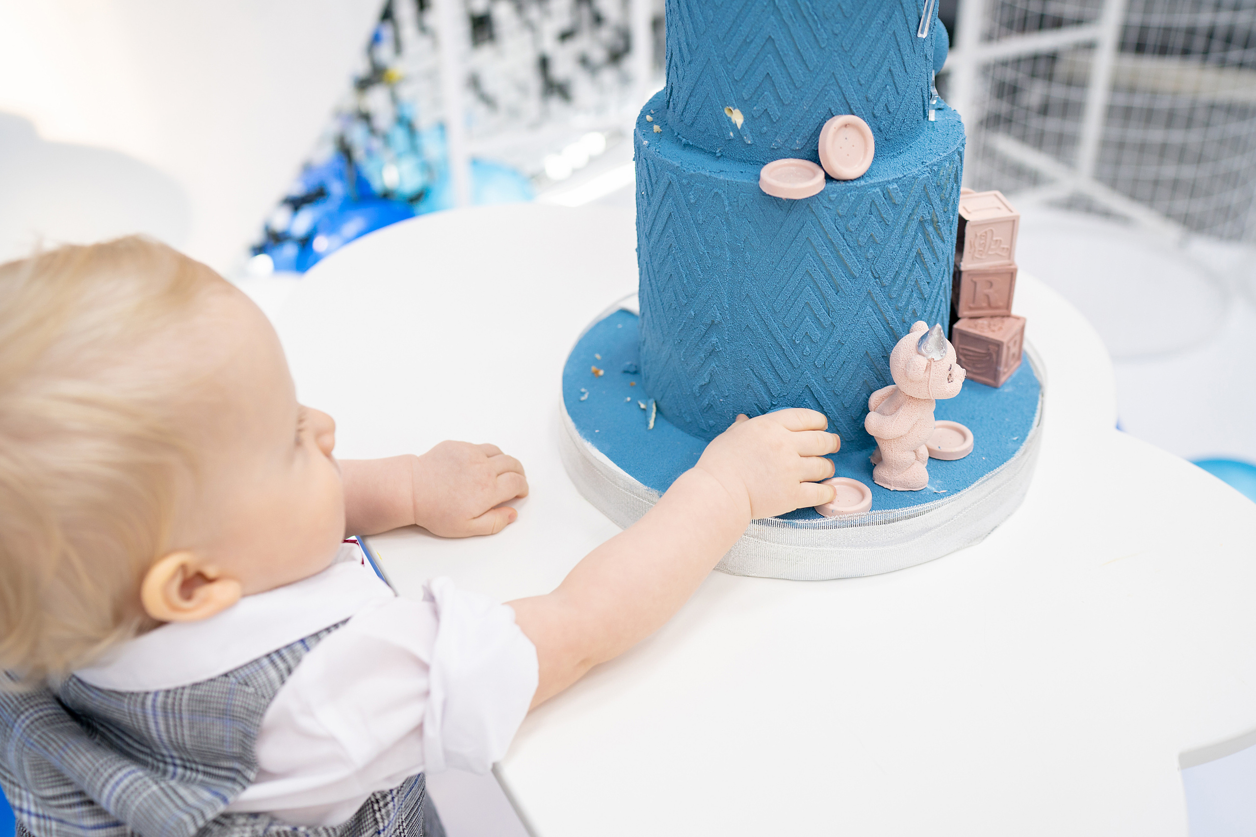 Годик Артему. Фотограф на Крещение и Венчание в Красноярске Рамазанова Юлия