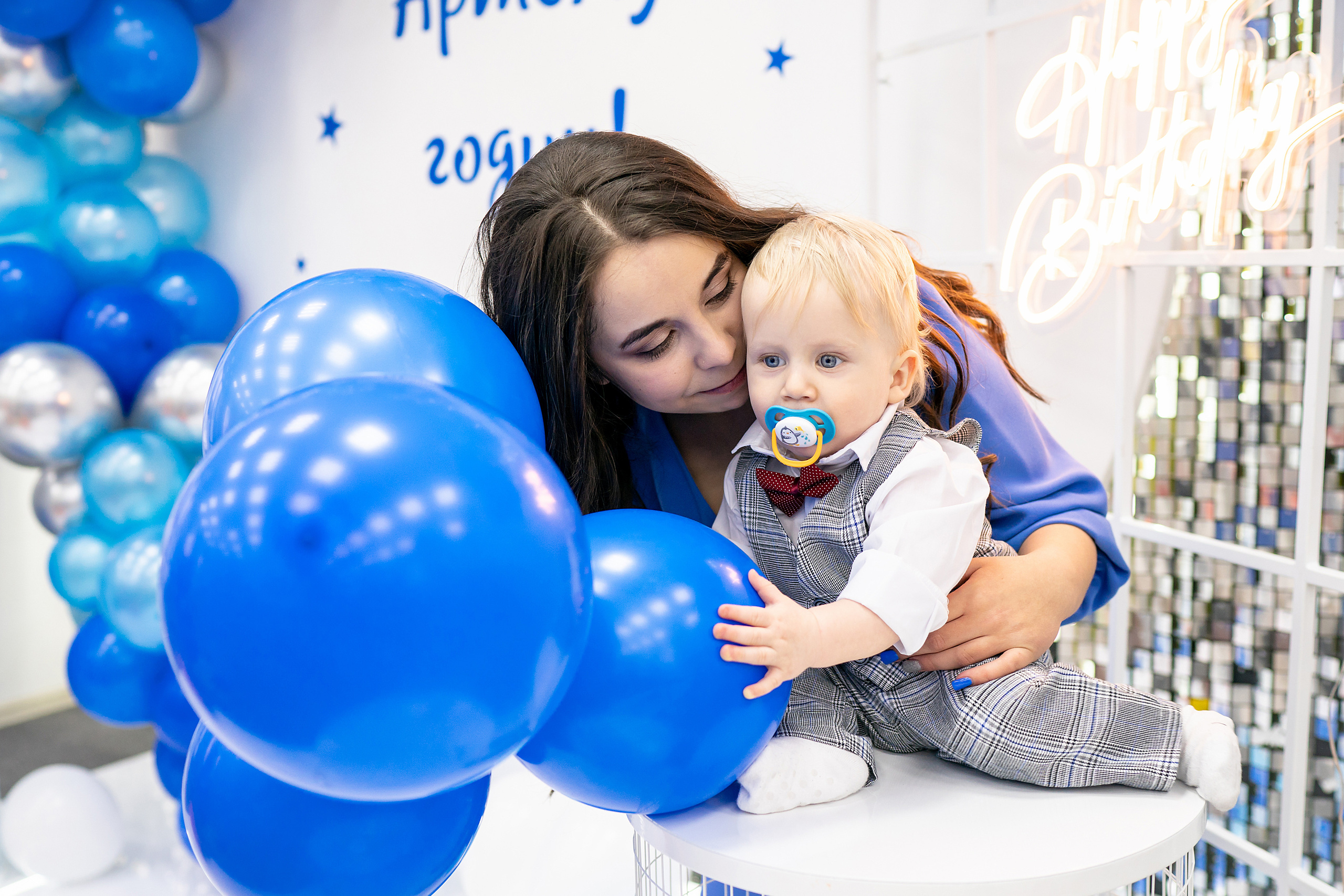 Годик Артему. Фотограф на Крещение и Венчание в Красноярске Рамазанова Юлия