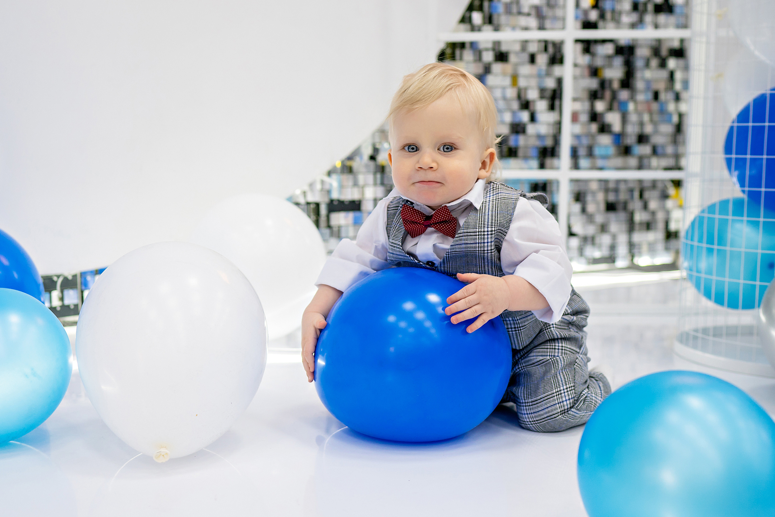 Годик Артему. Фотограф на Крещение и Венчание в Красноярске Рамазанова Юлия