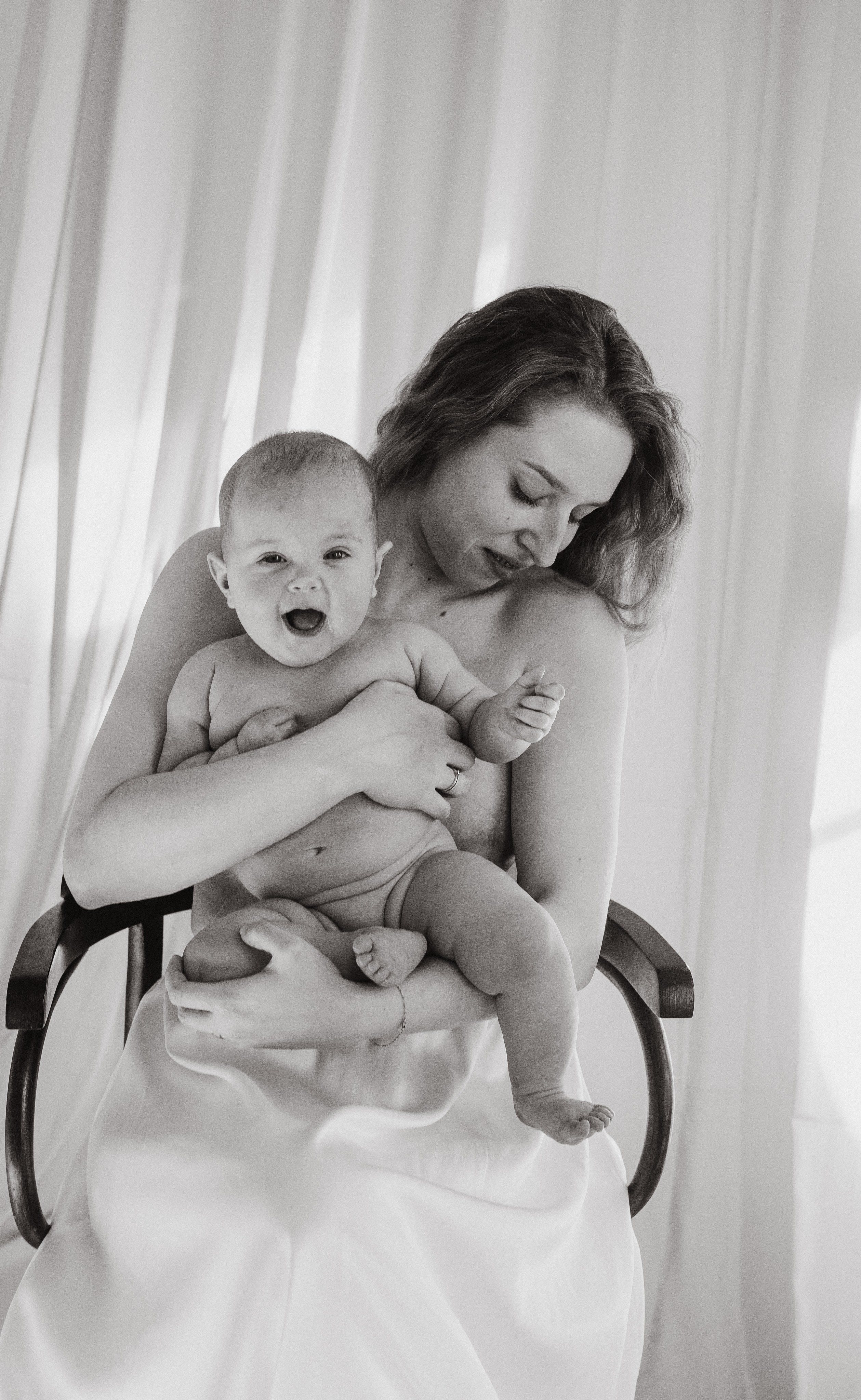 Цветочное материнство. Семейный, ньюборн фотограф, фотограф на роды в Москве, Виктория Тюльдюкова