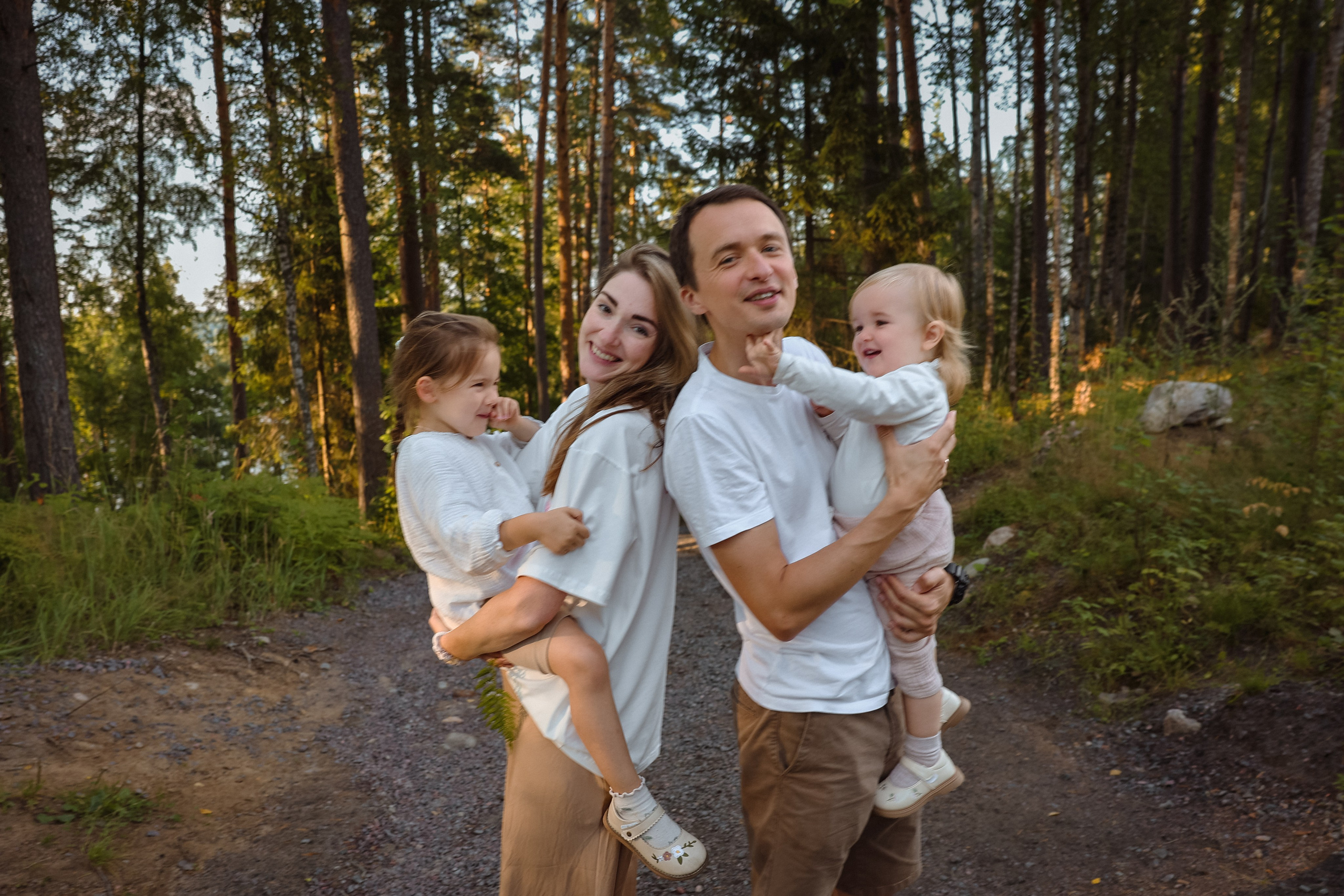 Прогулка к озеру в Marja. Ваш семейный newborn и lifestyle фотограф в СПБ Наталья Журавлева