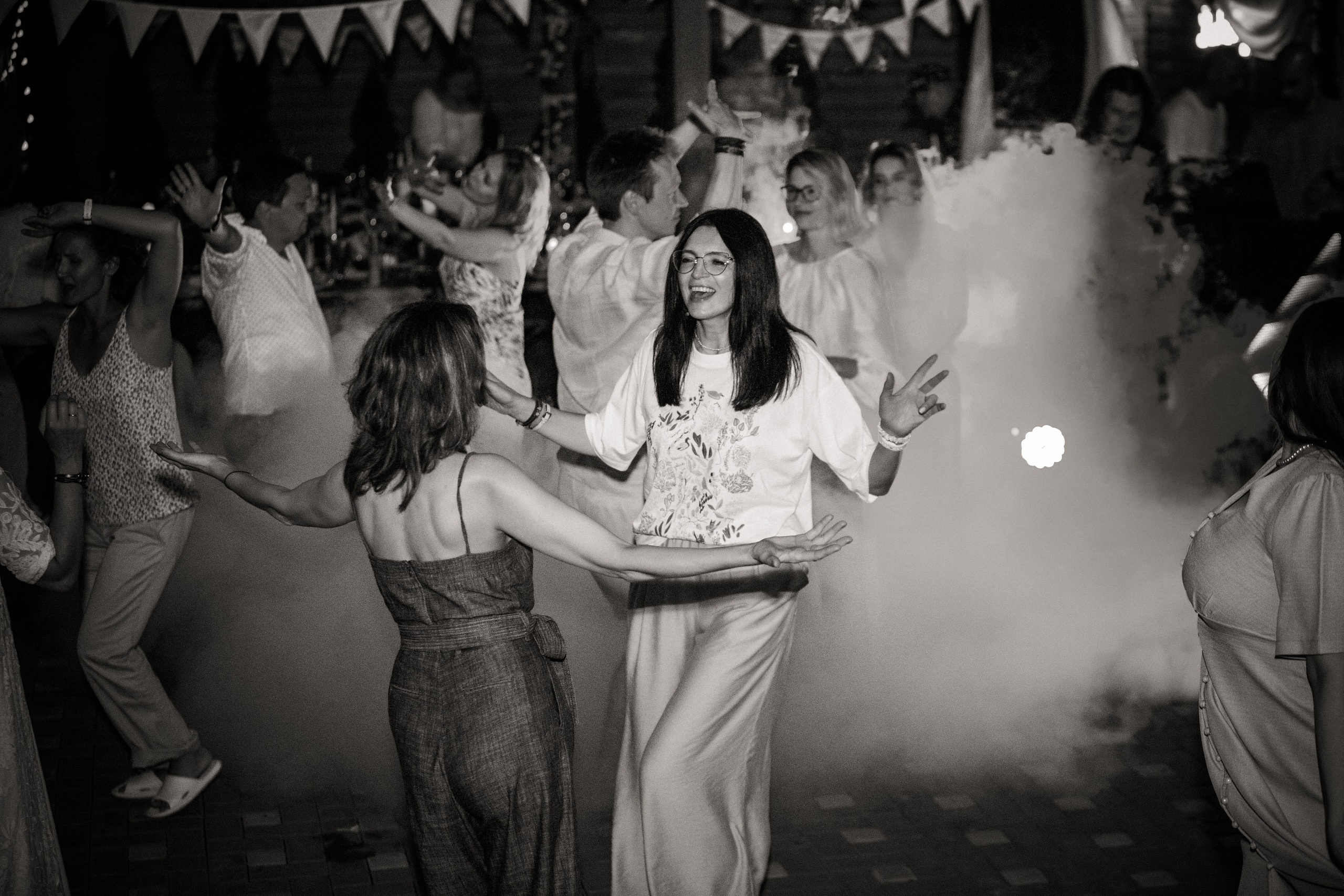 Свадебная фотосъемка в загородном отеле «LaFa». Свадебный и семейный фотограф в Москве и Подмосковье Лариса Козлова