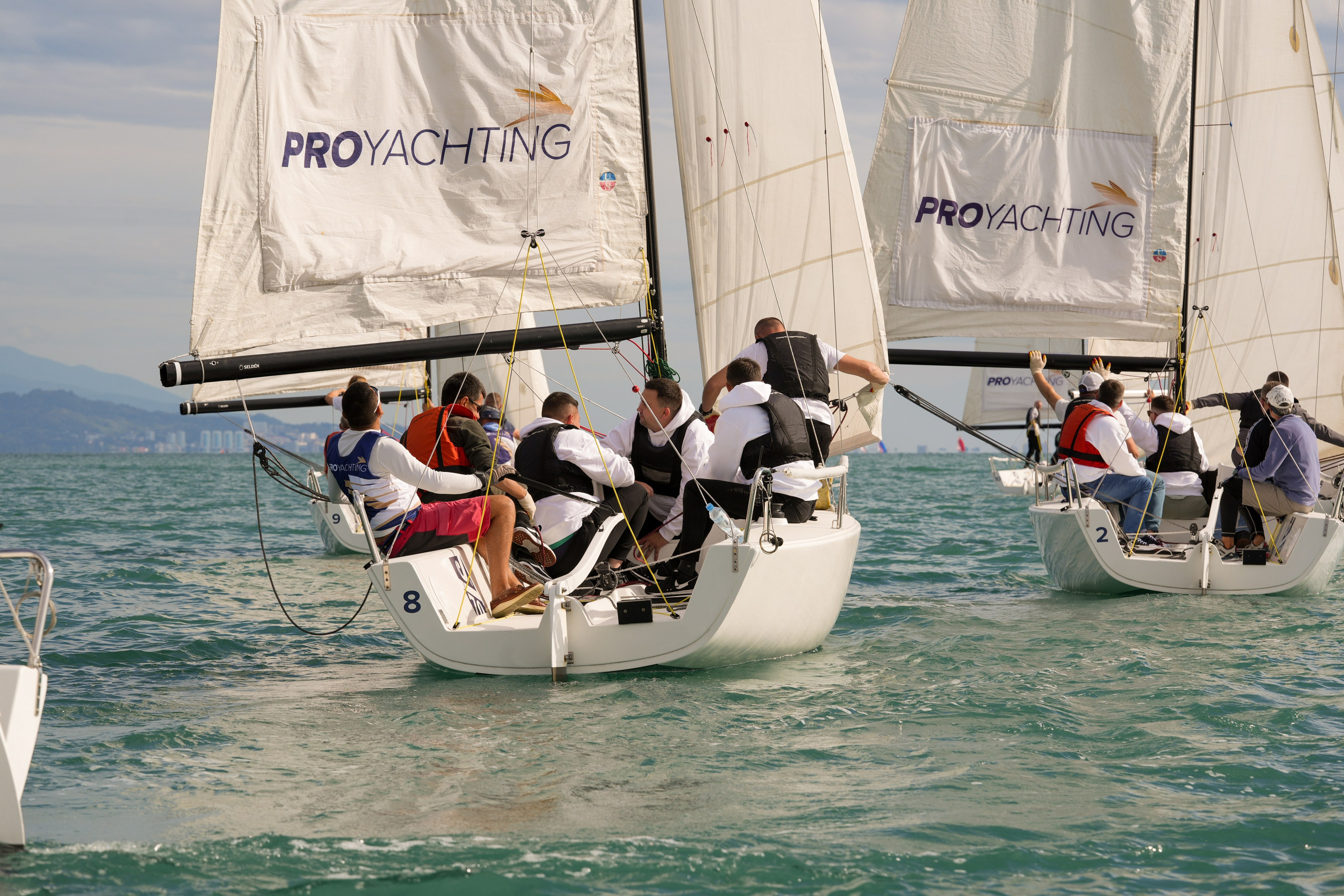 Яхтенная регата для компании Агрегатка. Репортажный фотограф в Красной Поляне и Сочи Павлюченко Екатерина