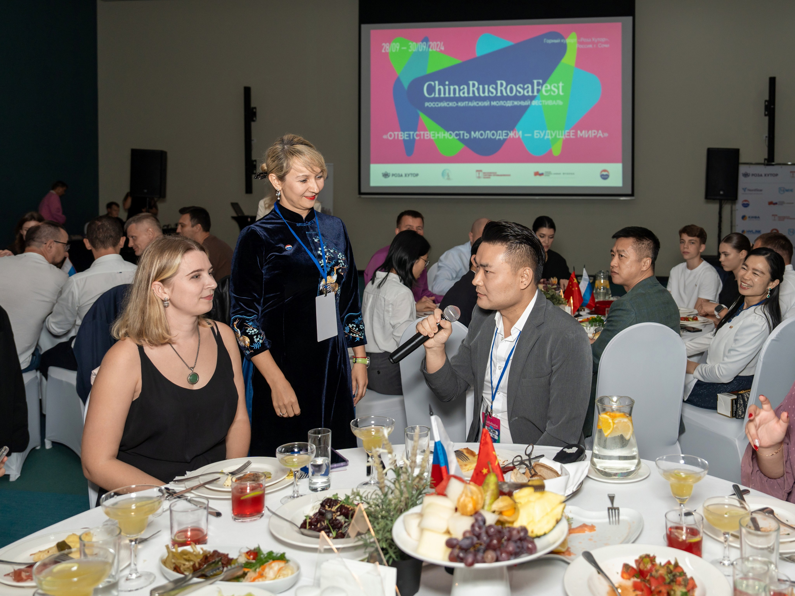 ChinaRosaFest 2024. Репортажный фотограф в Красной Поляне и Сочи Павлюченко Екатерина