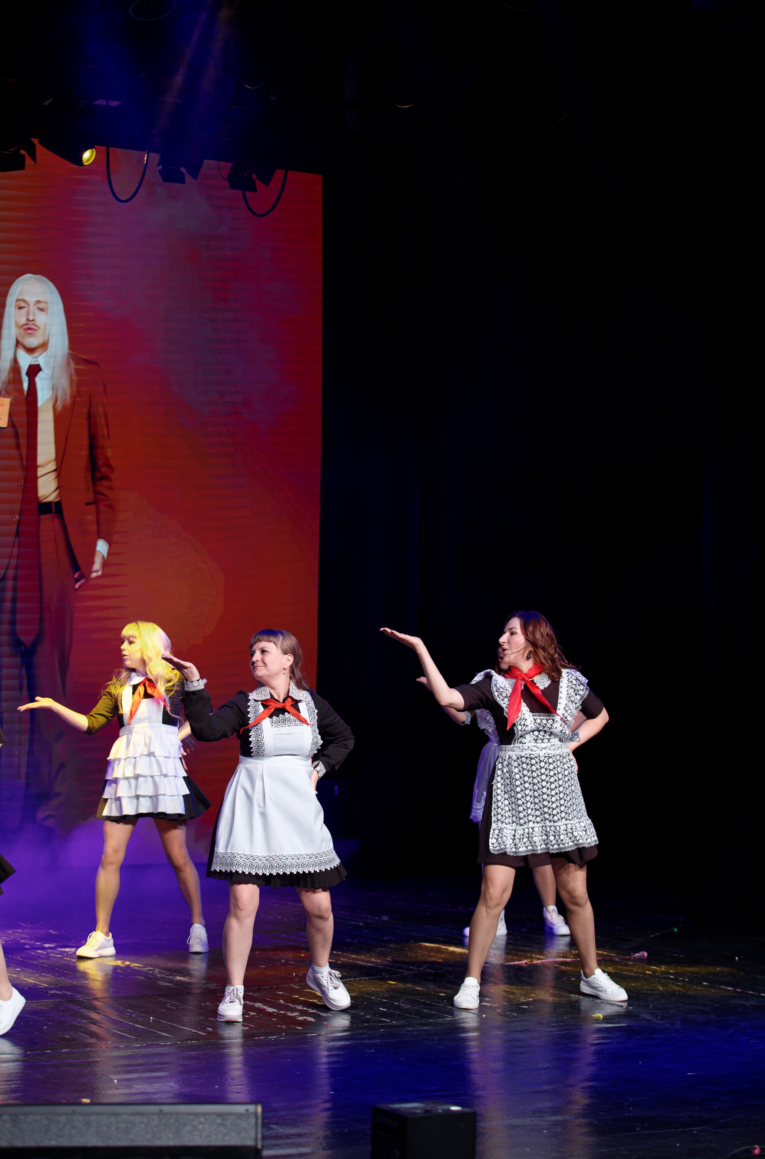 Выпускной школы 56 11Б. Семейный фотограф — Макс Белогрудов