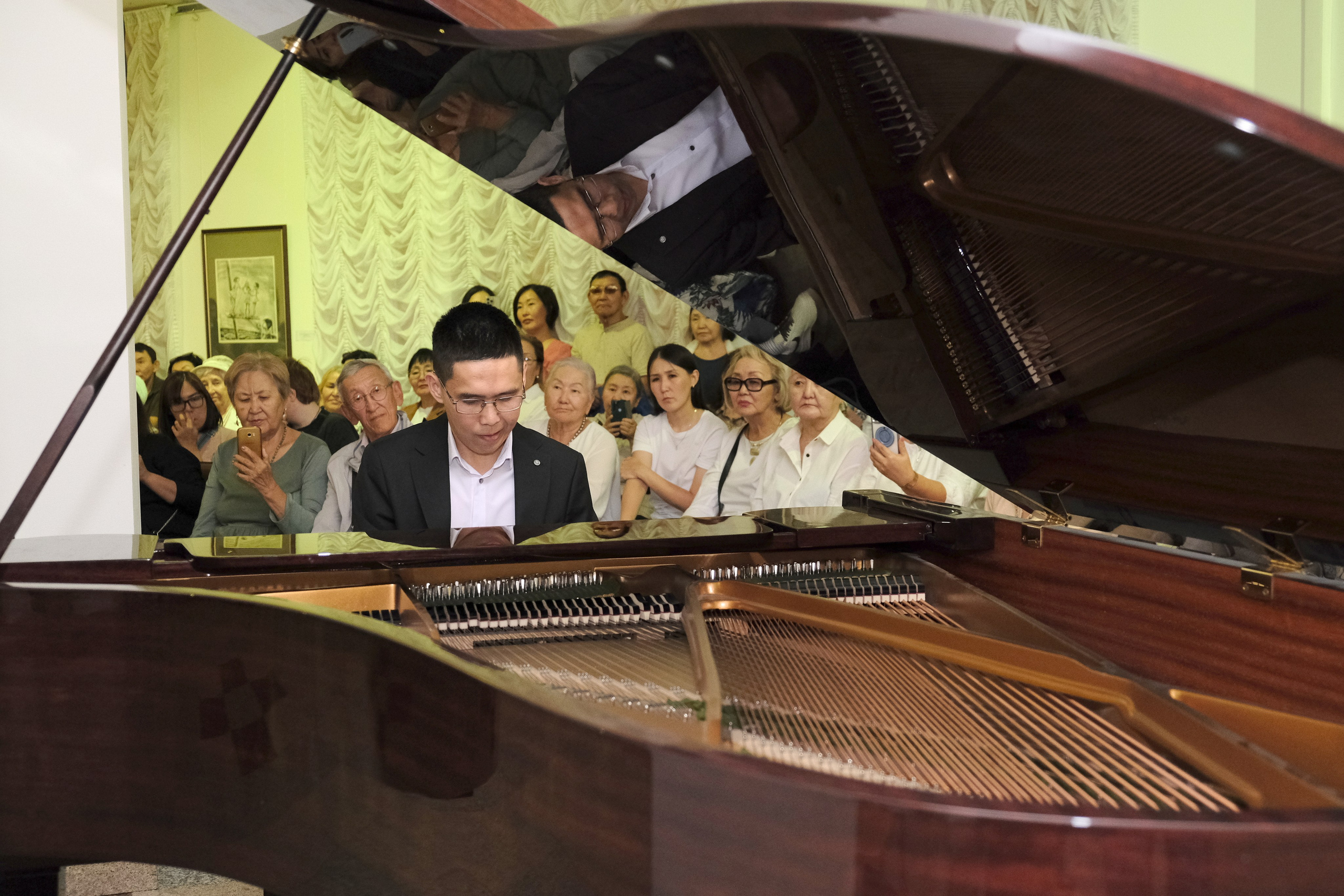 Концерт памяти «Махтал». Репортажная фотография о культуре в Якутии