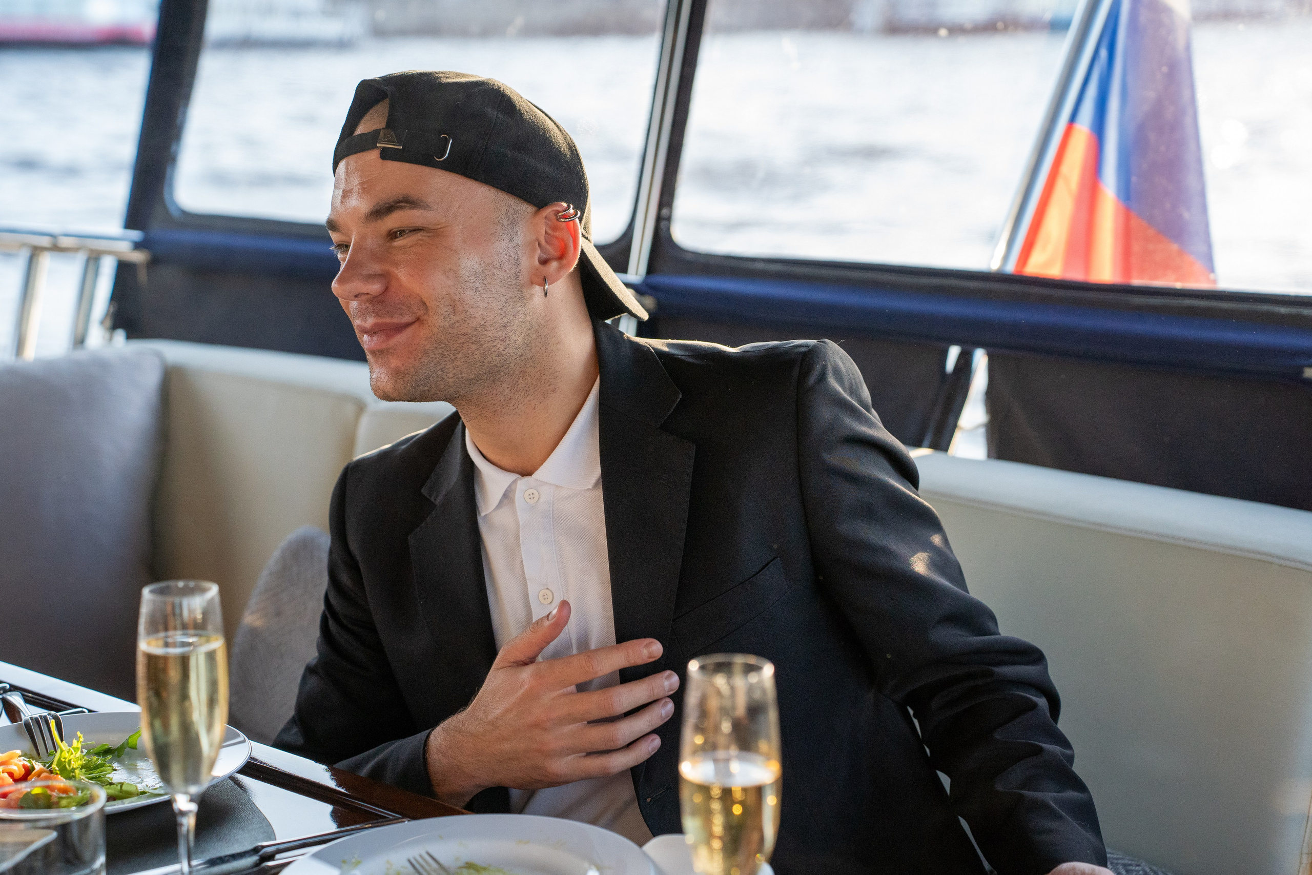 Яхта Парус. ОЧЕНЬ ПЛОХОЙ ФОТОГРАФ