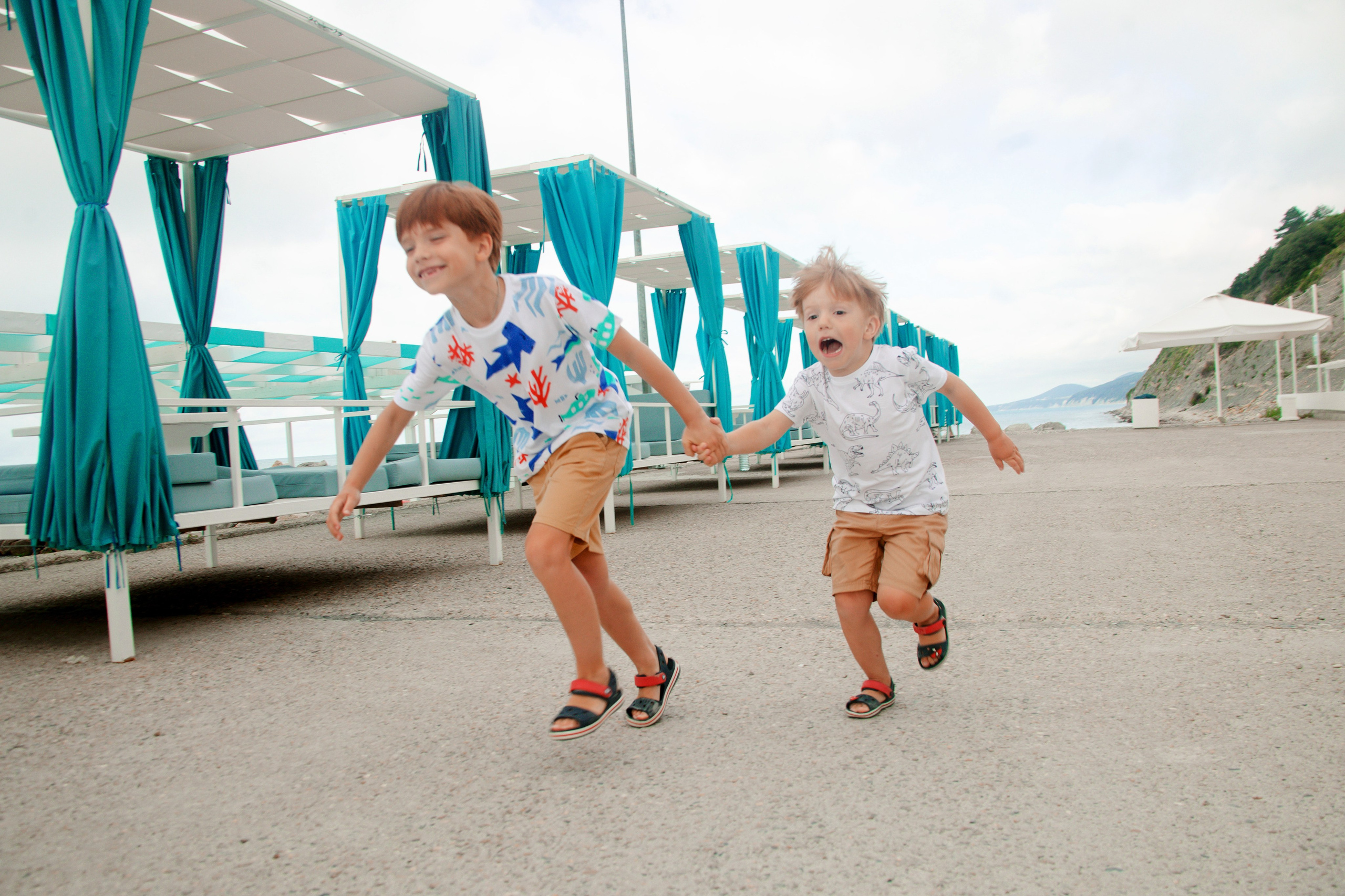 Марина, Саша, Ярик и Герман. Фотограф в Геленджике, Архипо-Осиповке, Абрау-Дюрсо, Кринице Виктория
