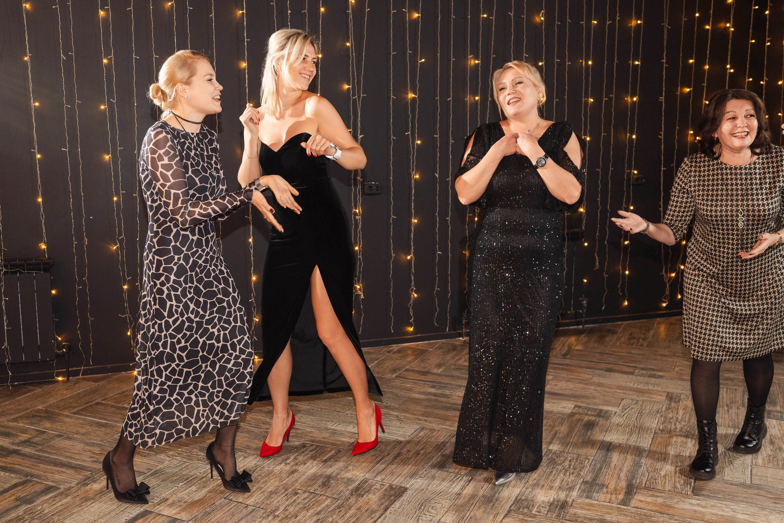 11.11.2024 Елена. Меня зовут Михайлов Сергей, занимаюсь фото и видео г. Чебоксарах