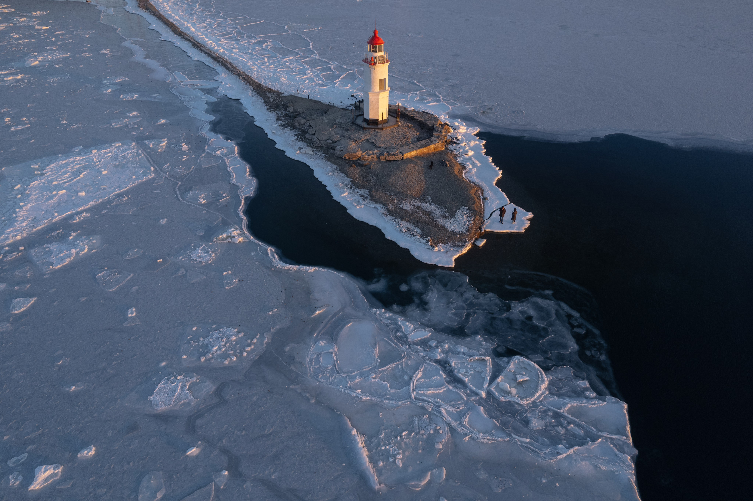 Владивосток. Wedding and family photographer in Vladivostok Anton Blokhin