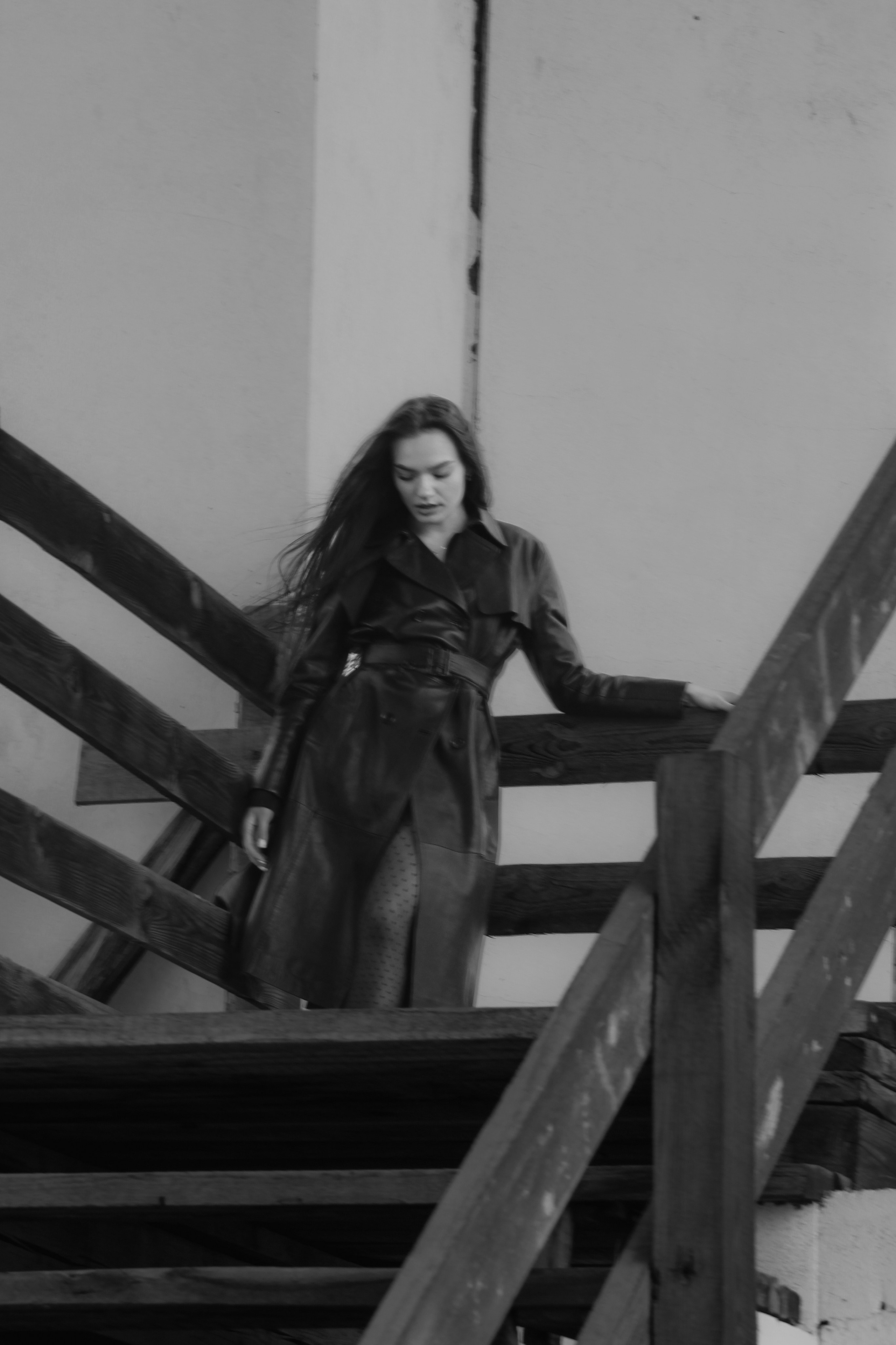 фотограф красноярск уличная съемка фотосессия стрит street фотопрогулка фотография девушки чб фотограф красноярск мужская съемка свадебная фотосессия уличная съемка прогулка фото фотостудия домашняя фотосессия  студийная съемка в студии фотосессия живые фото 