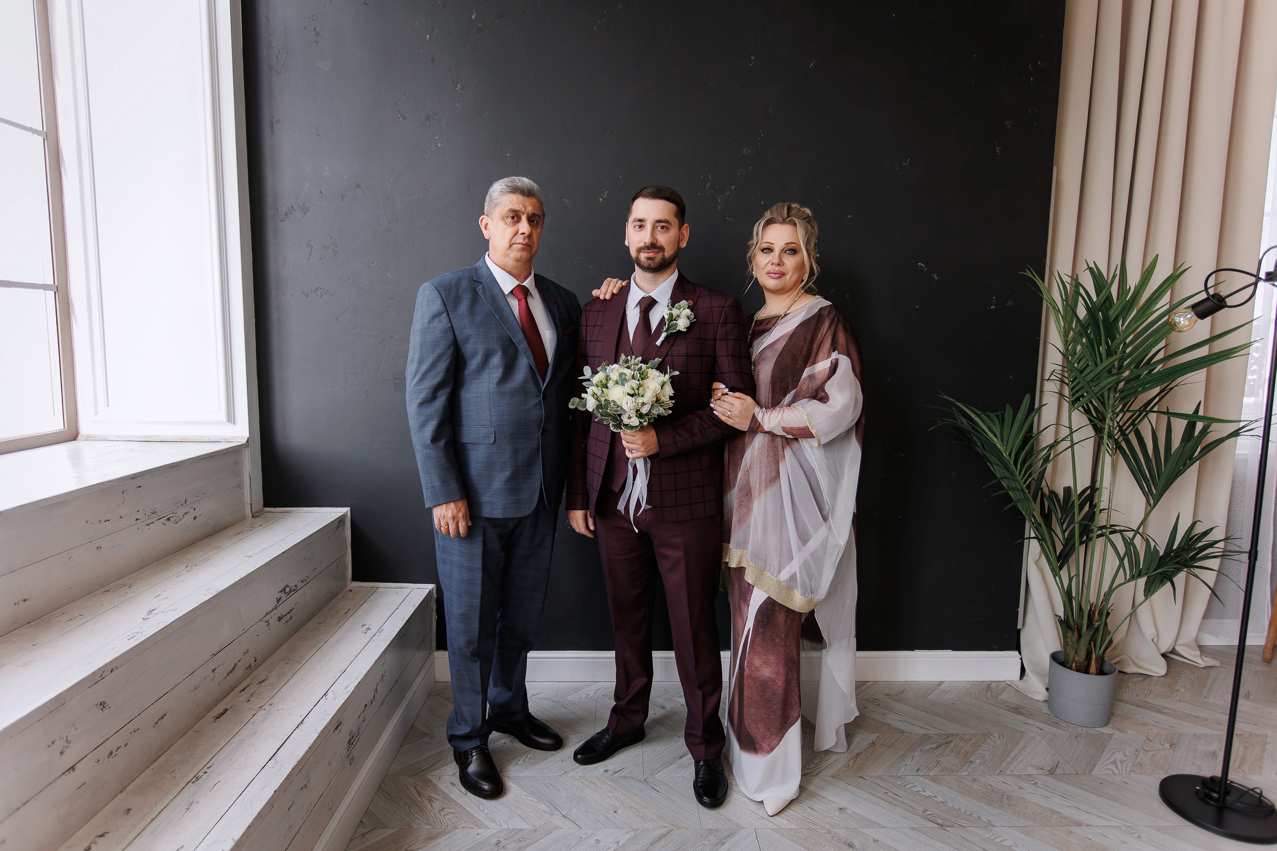 Юлия и Илья. Свадебный фотограф в Омске Яна Савина