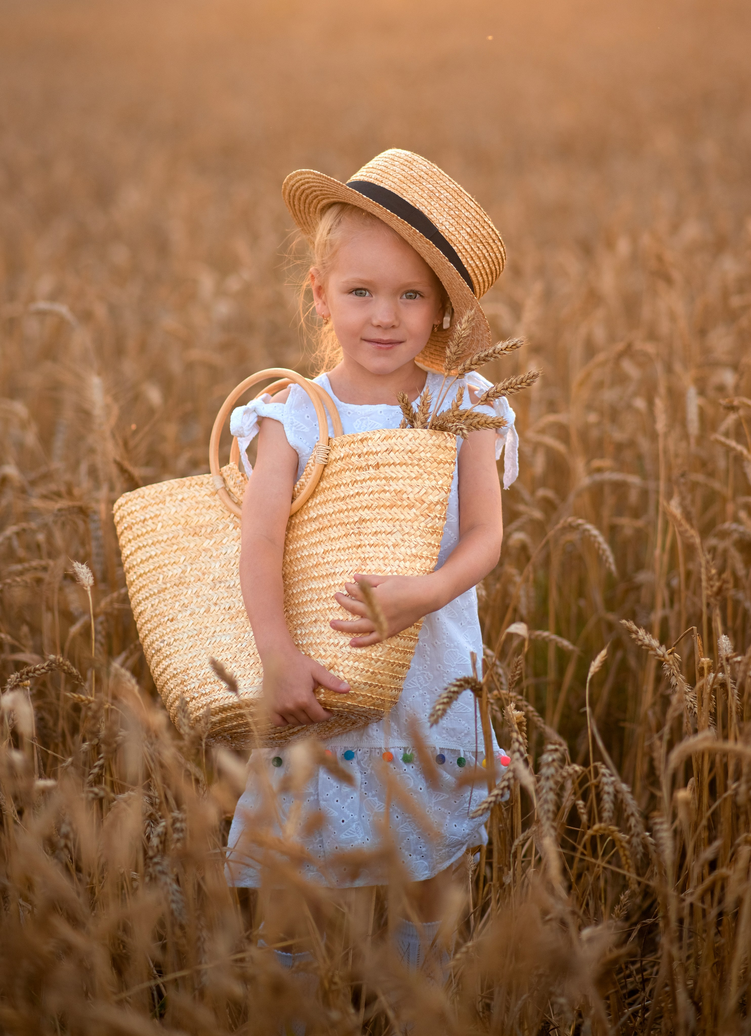Семейная фотосессия в пшеничном поле. Семейный и детский фотограф в Туле Светлана Воронкова