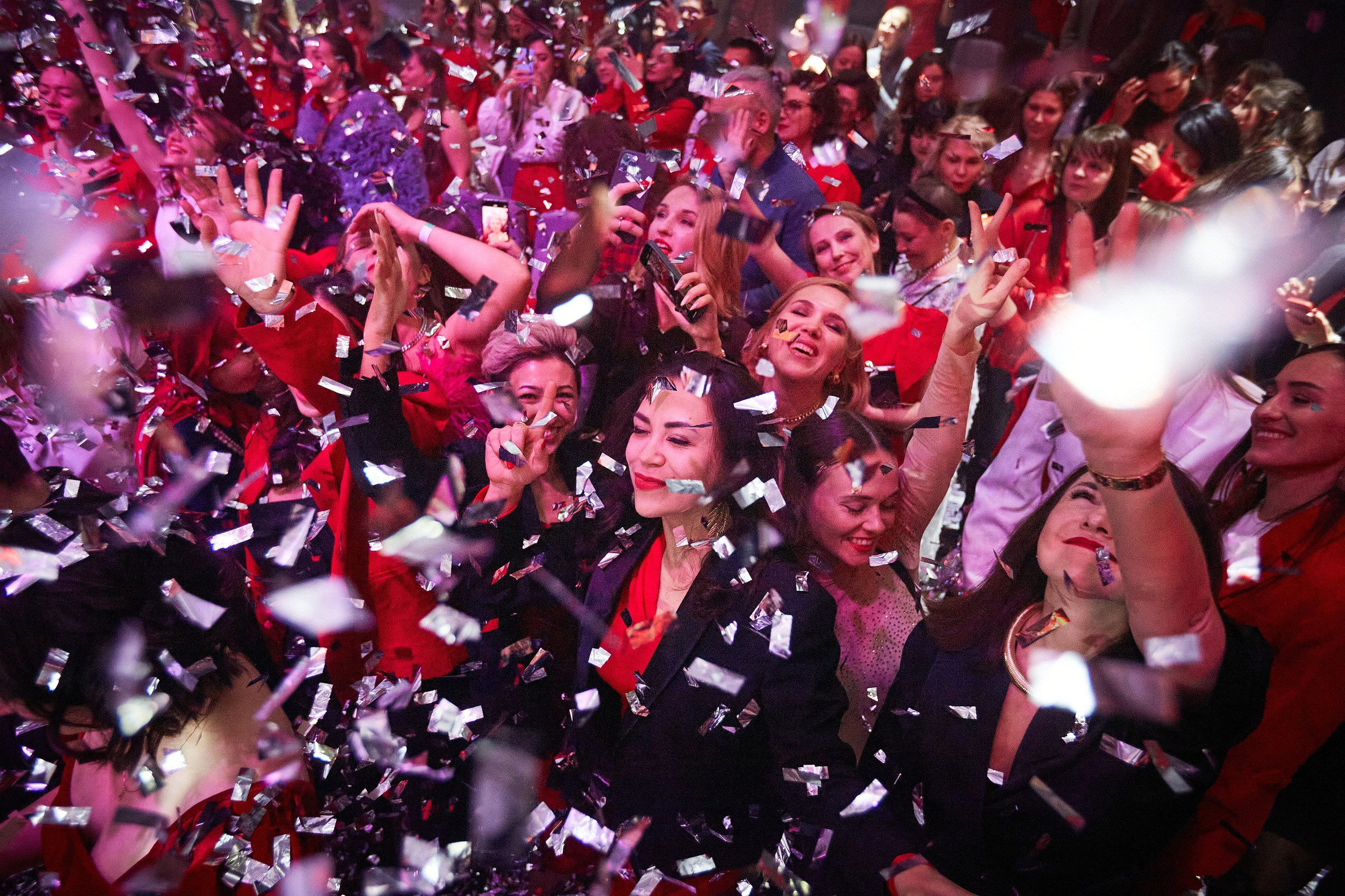 Будущий Я. Проект Марии Галантер. Фотографирую масштабные события, людей и их истории по всему миру. Константин Трубников