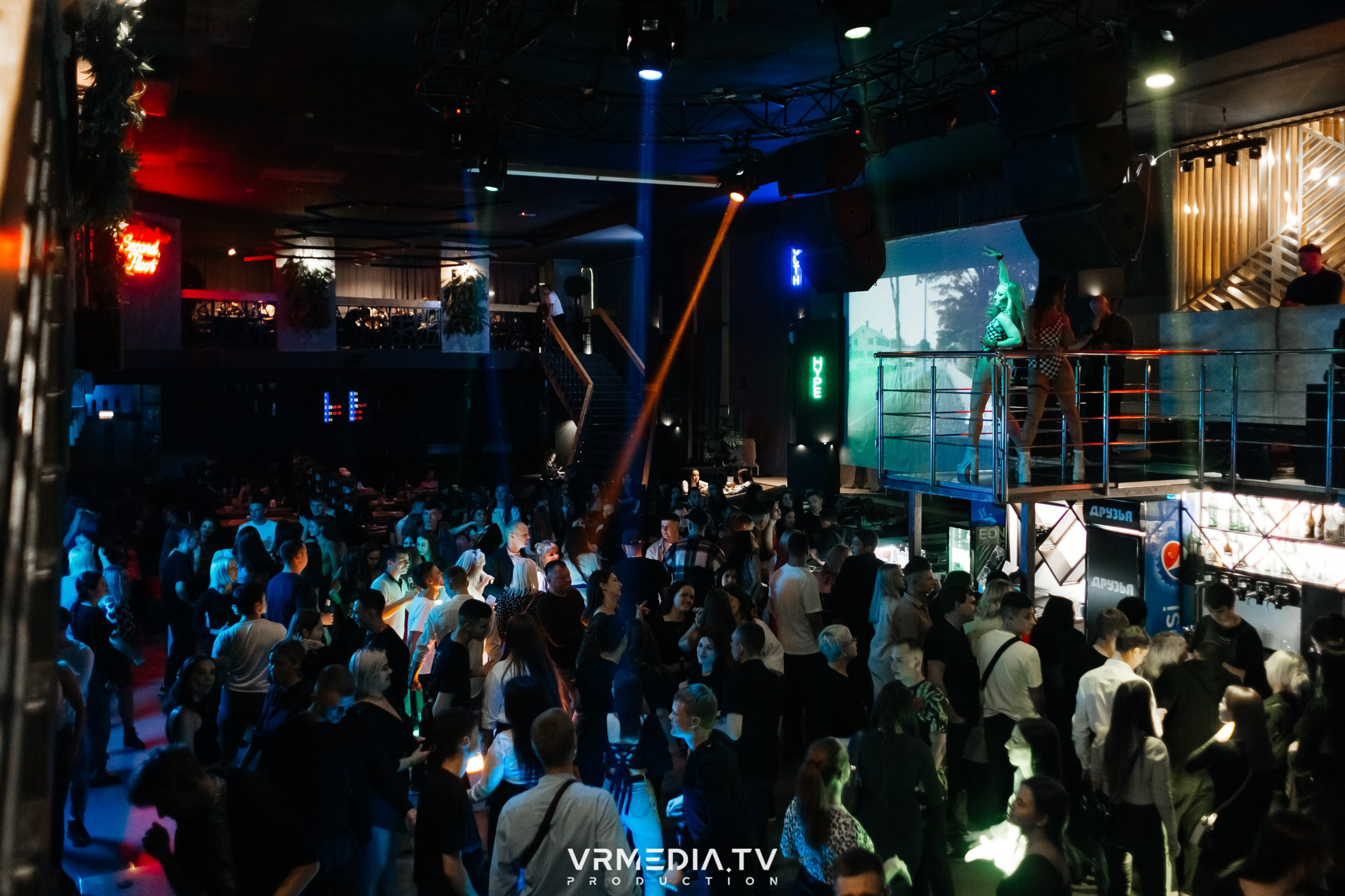 Friends party в баре «Друзья»