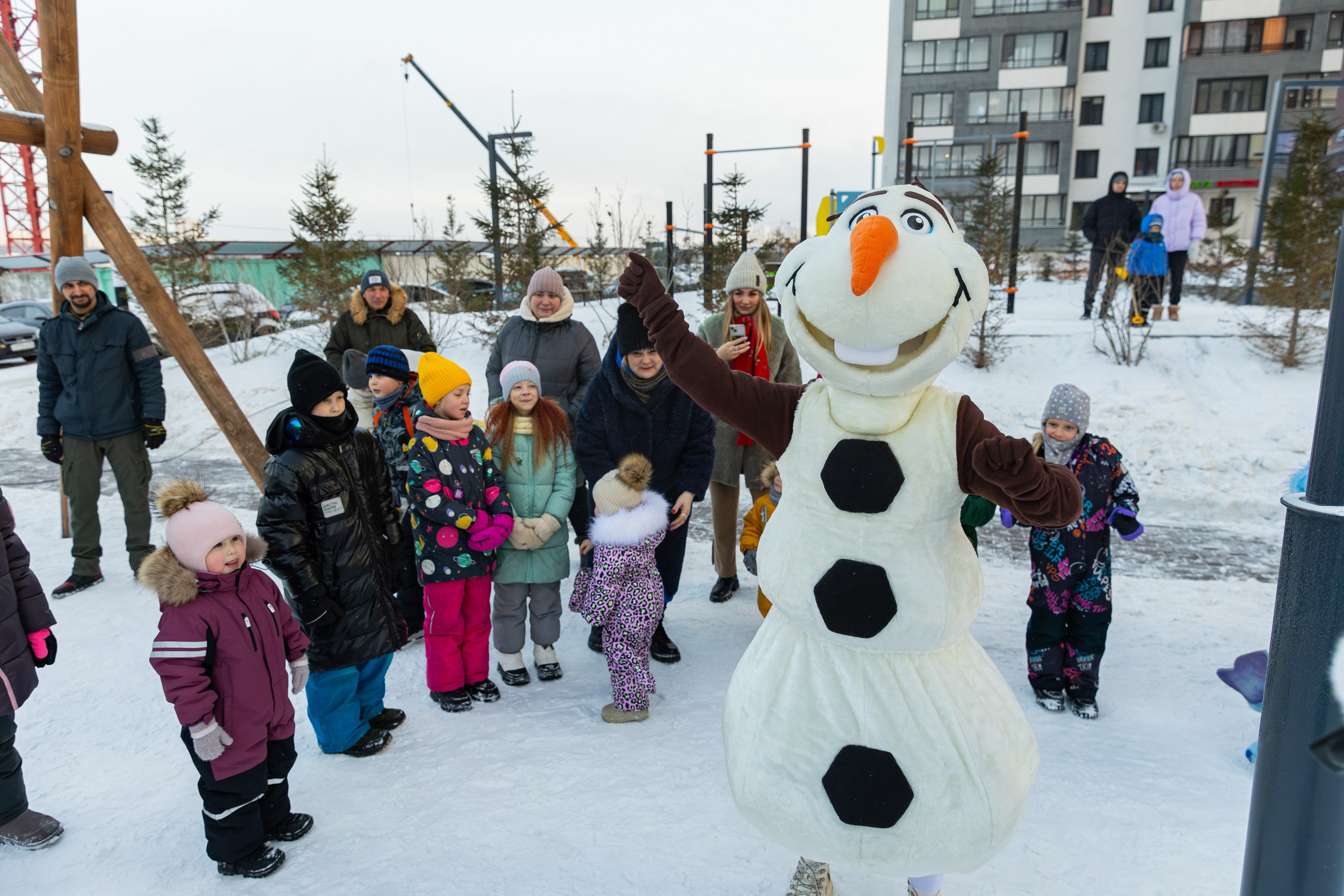 Уличный праздник ЖК «Геометрия». Фотограф Александр Поздняков  Новосибирск