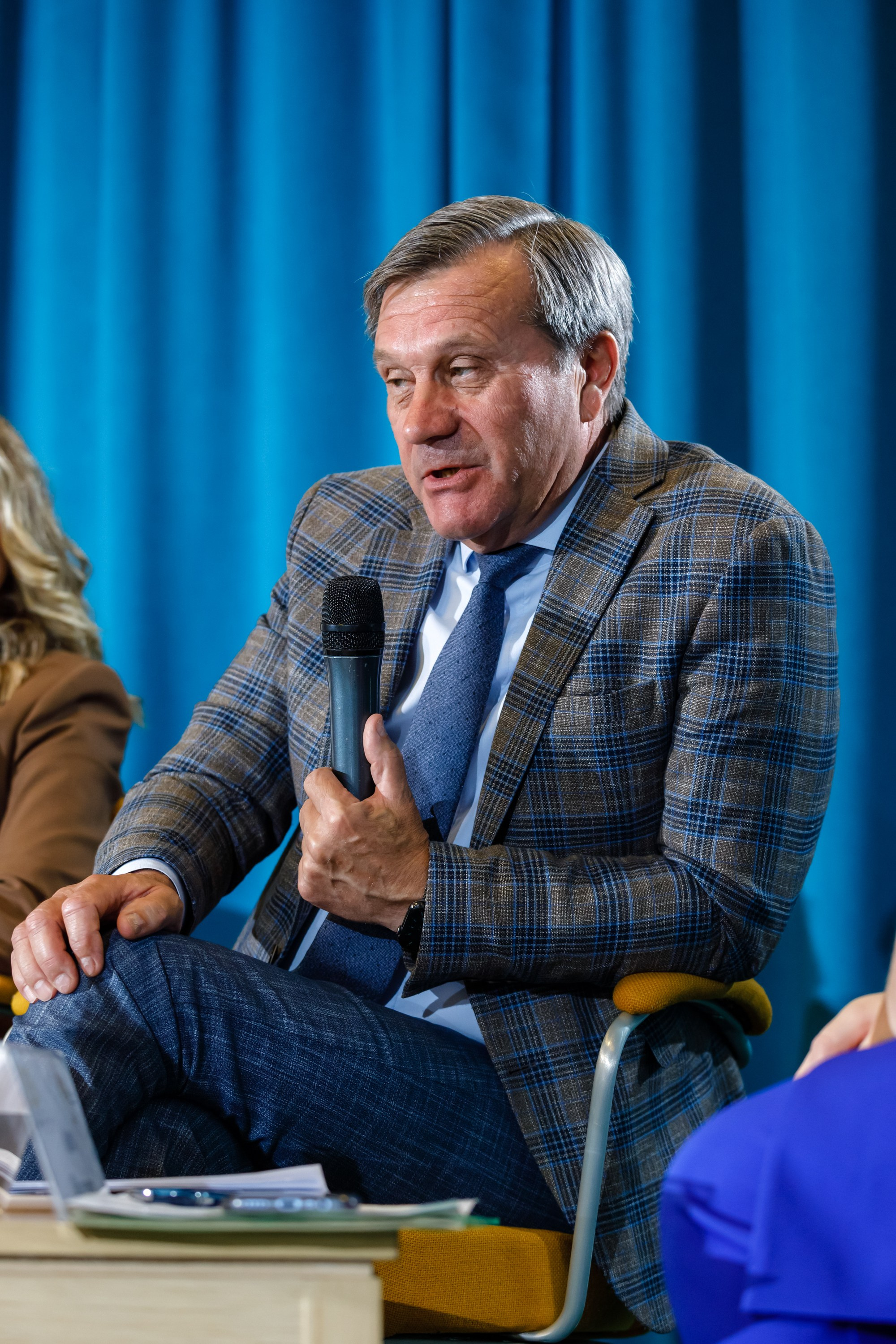 Конференция. COSMOS. Свадебный фотограф в Ярославле Анастасия Архипова