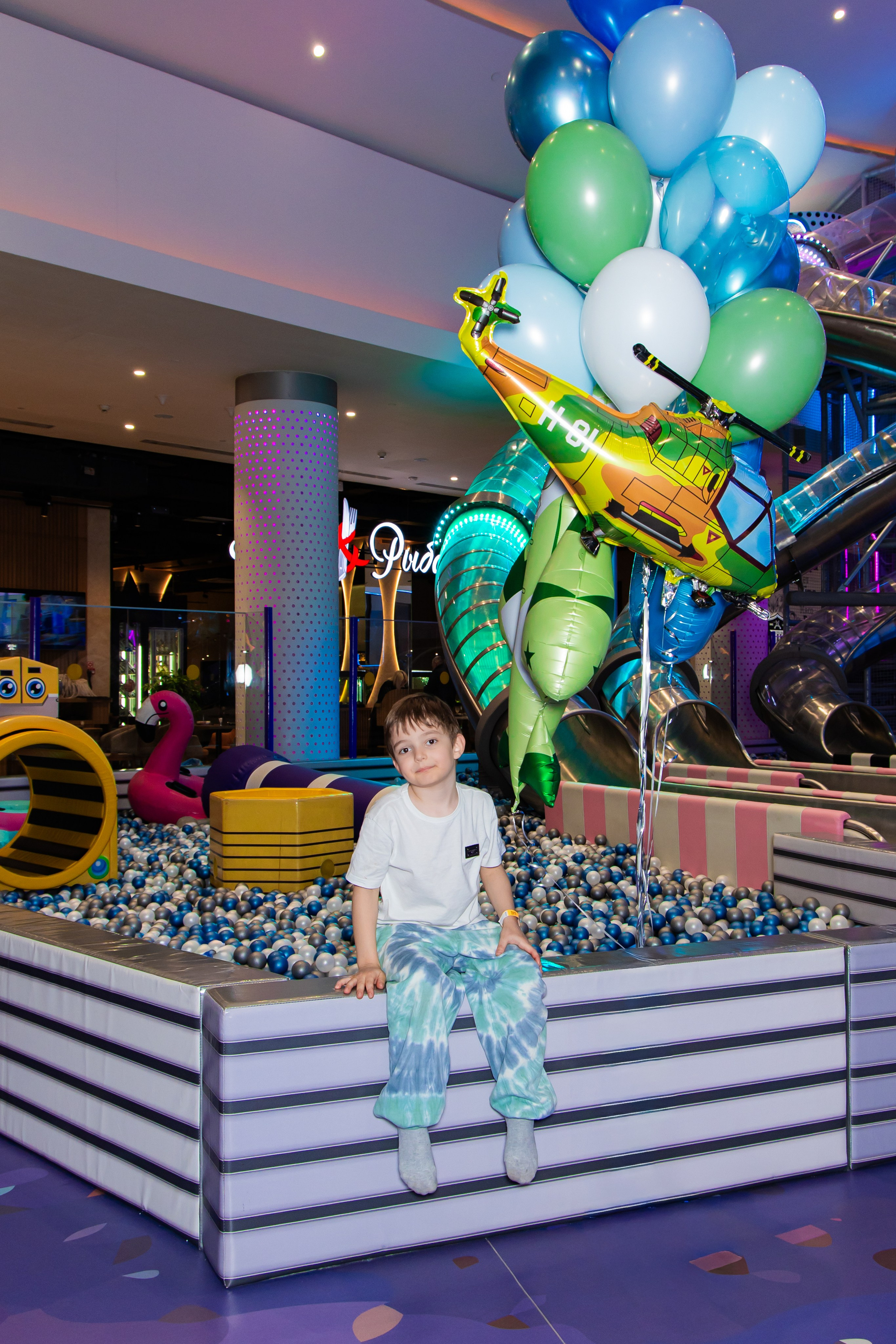 Александр 13/04 Ambiland. Виктория Литвинова репортажный фотограф Москва