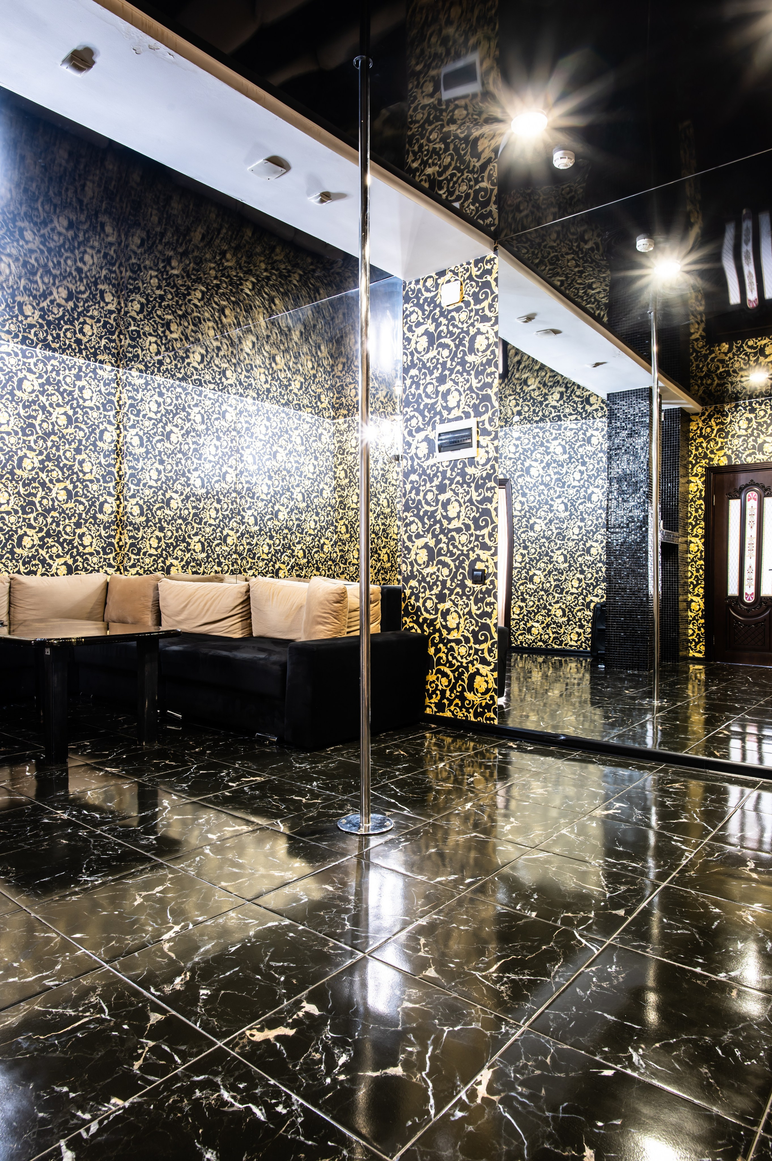 ИНТЕРЬЕРНАЯ СЪЕМКА. Репортажный и семейный фотограф в Тюмени Владислав Шадиков